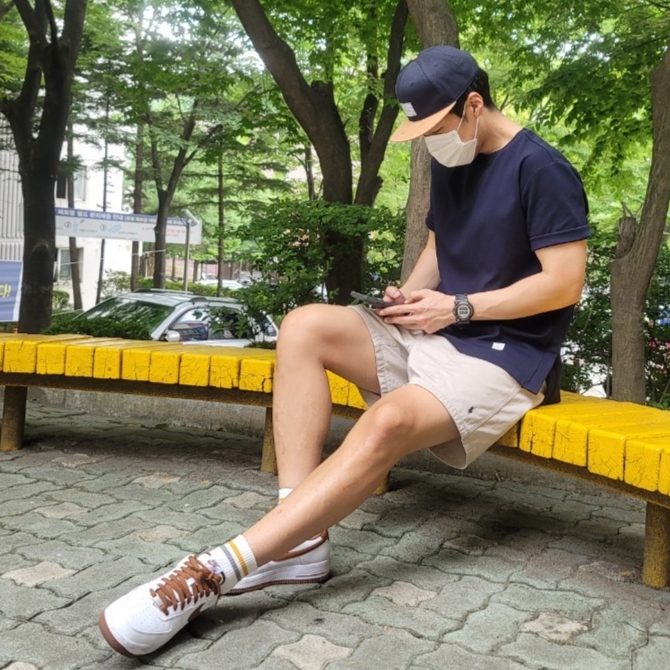 Nike Air Force 1 '07 Pecan 착용 스타일 - 1