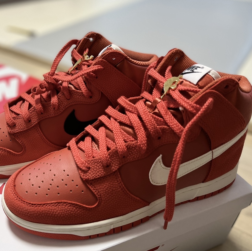 Nike Dunk High Retro PRM EMB One Game 착용 스타일