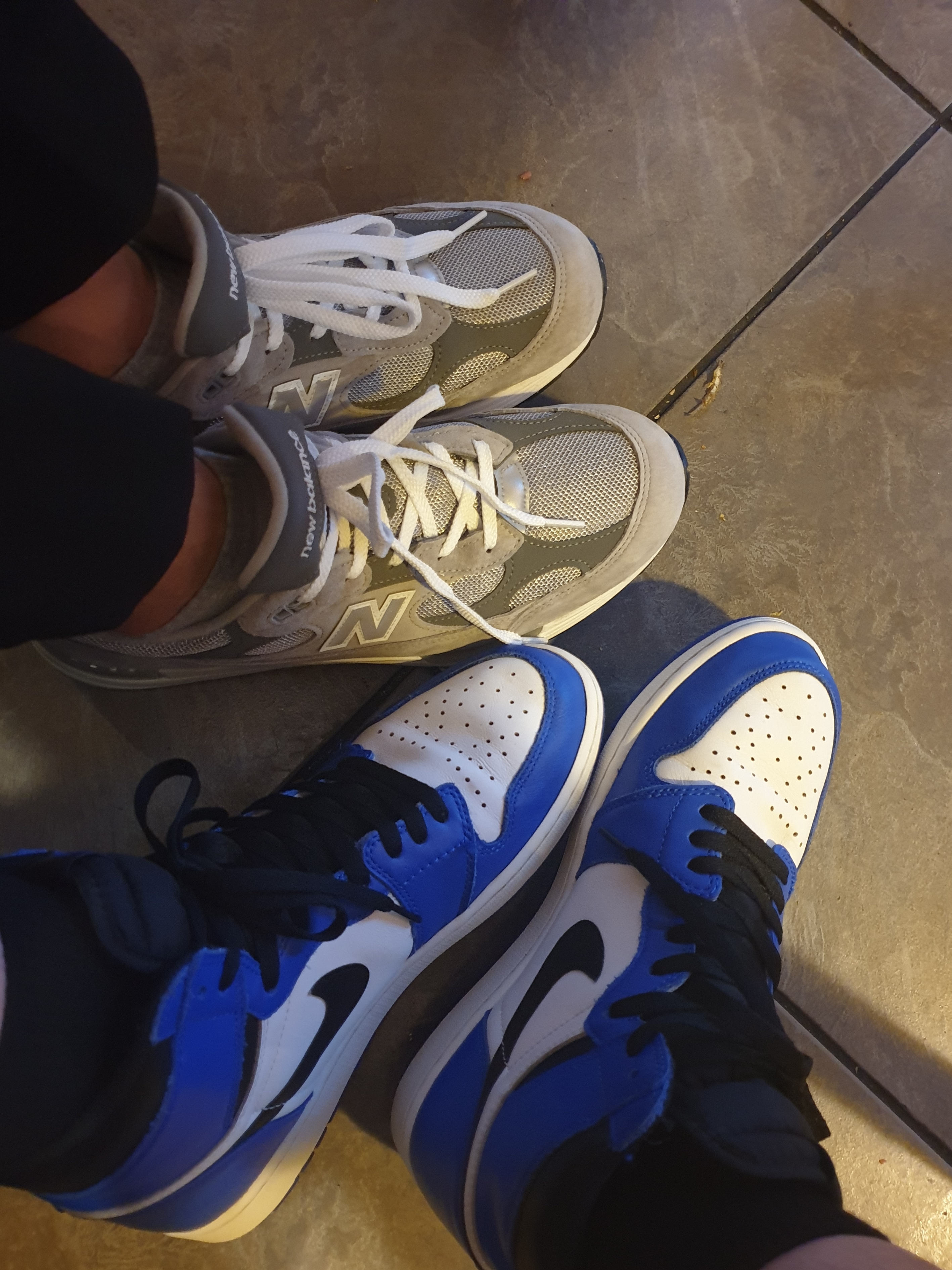 New Balance 992 Made in USA Grey - D Standard, Jordan 1 Retro High Game Royal 착용 스타일