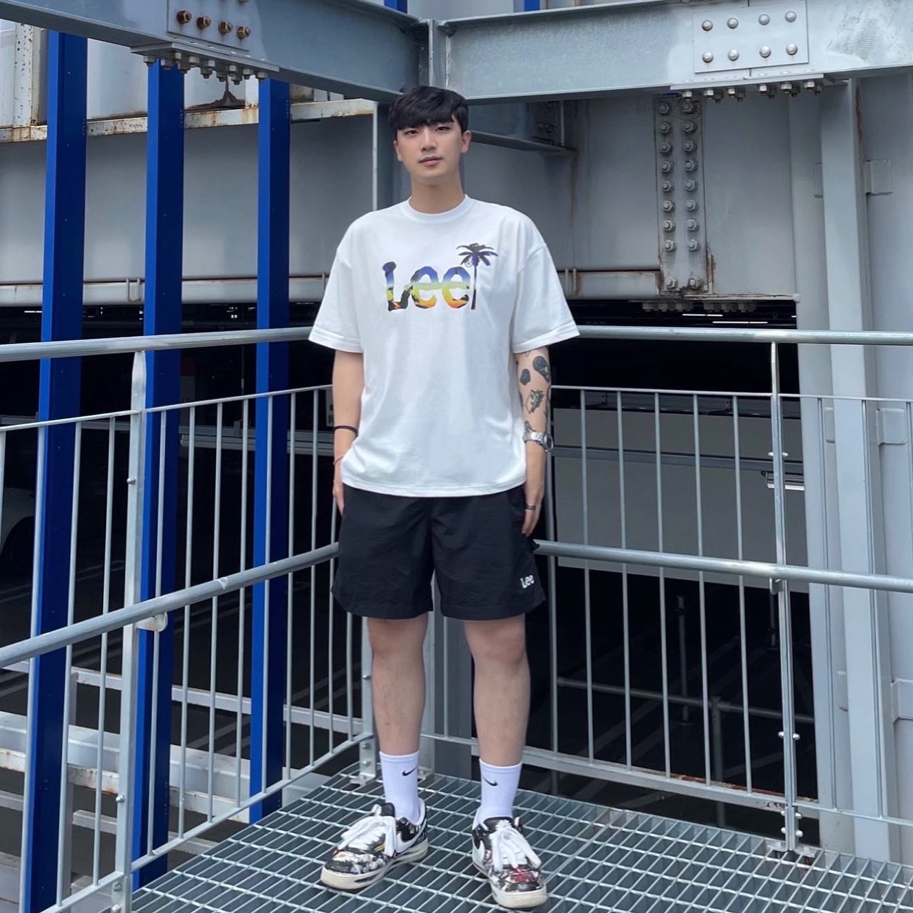 Nike x Peaceminusone Air Force 1 Low Para-Noise 착용 스타일