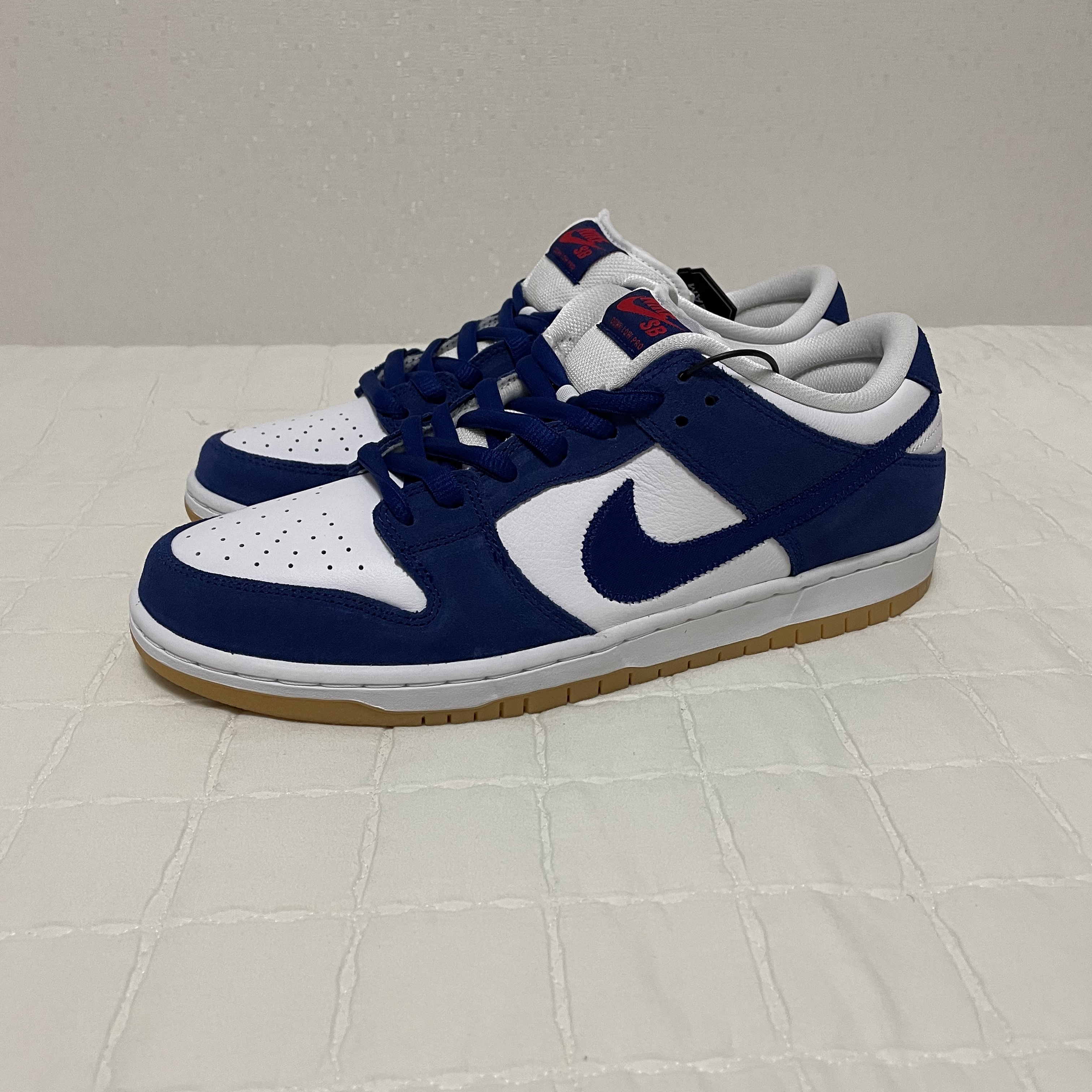 Nike SB Dunk Low Pro Premium Deep Royal Blue 착용 스타일 - 1