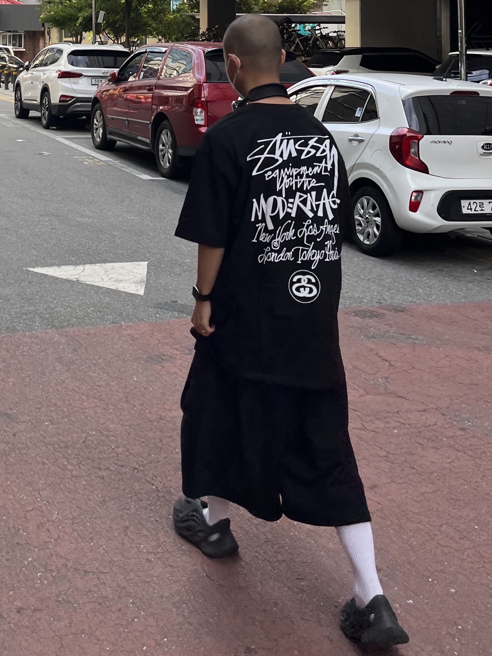 Stussy Modern Age T-Shirt Black, Apple AirPods Max Lightning Space Gray (Korean Ver.) 착용 스타일