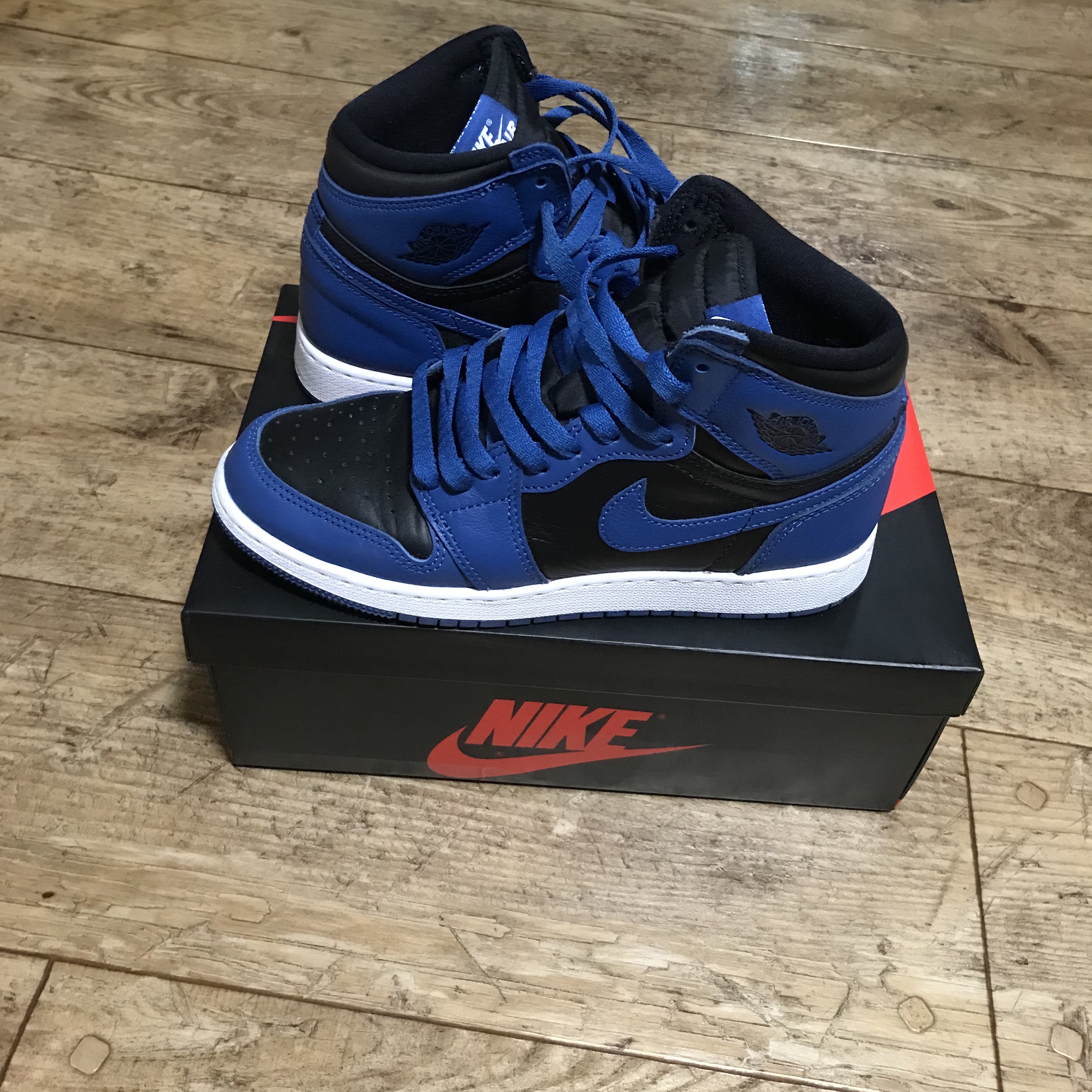 Jordan 1 Retro High OG Dark Marina Blue 착용 스타일 - 2