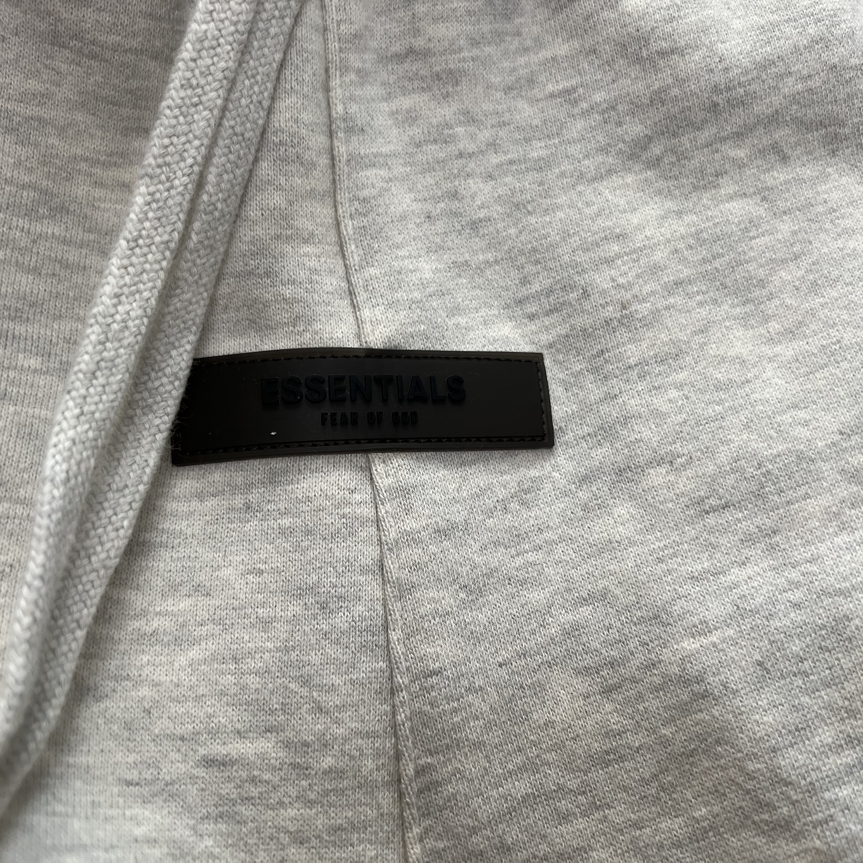 Essentials The Core Collection Sweatshorts Light Oatmeal 착용 스타일 - 4