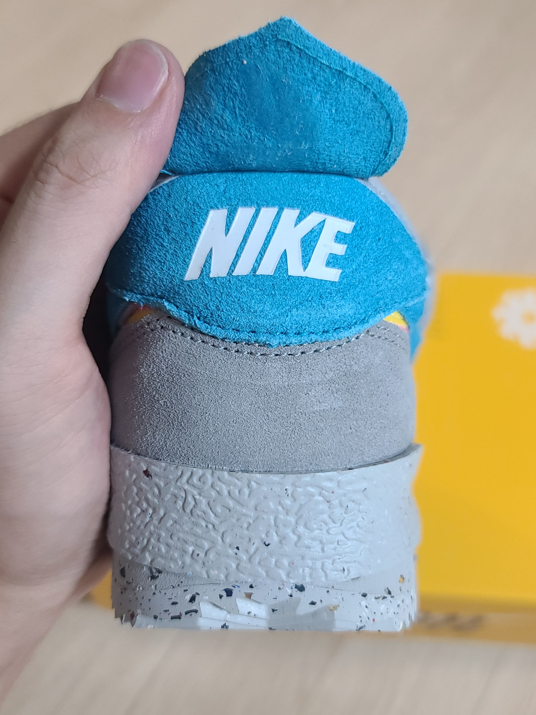 Nike x Union Cortez SP Light Smoke 착용 스타일 - 3