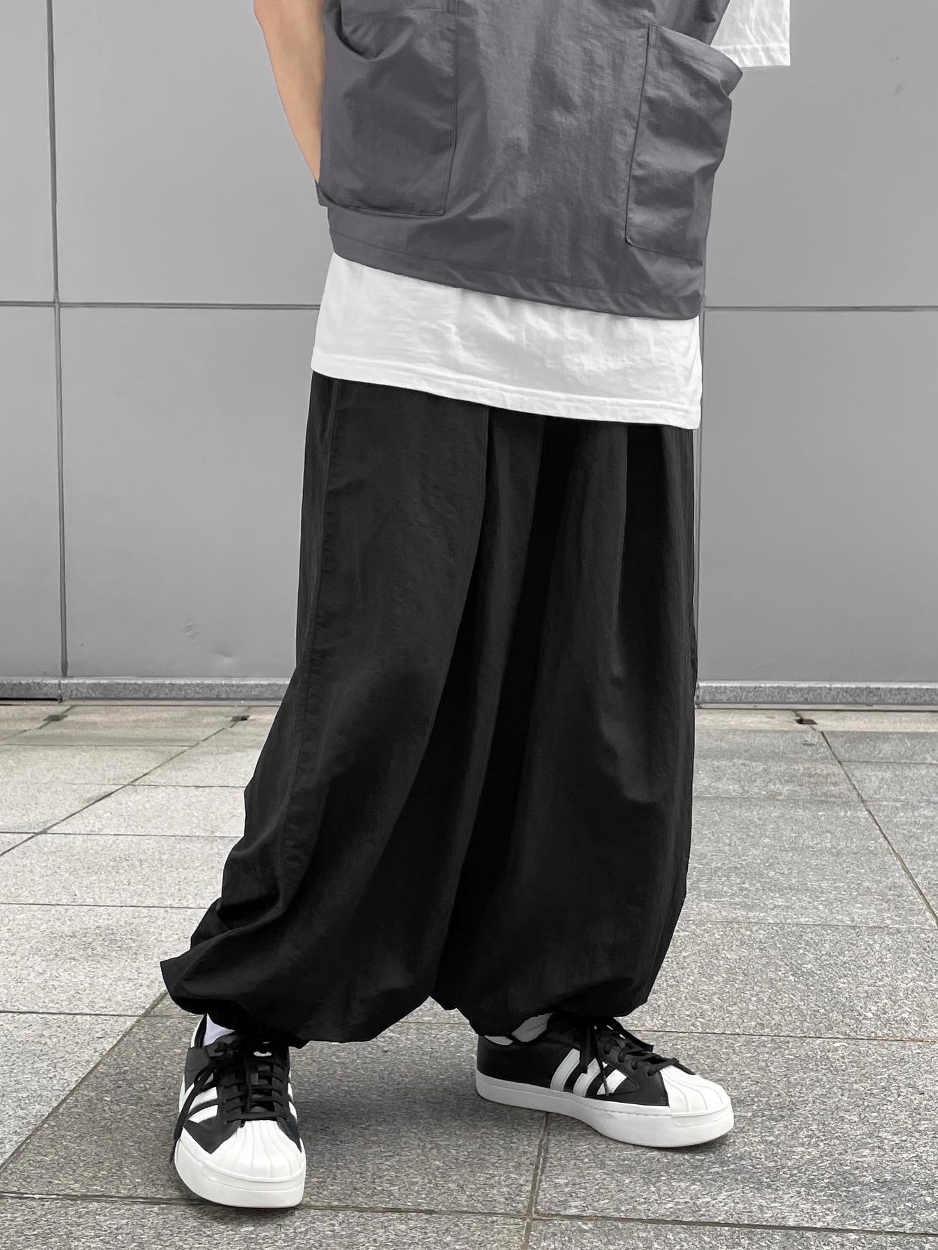 Y-3 Yohji Star Black White 착용 스타일 - 4