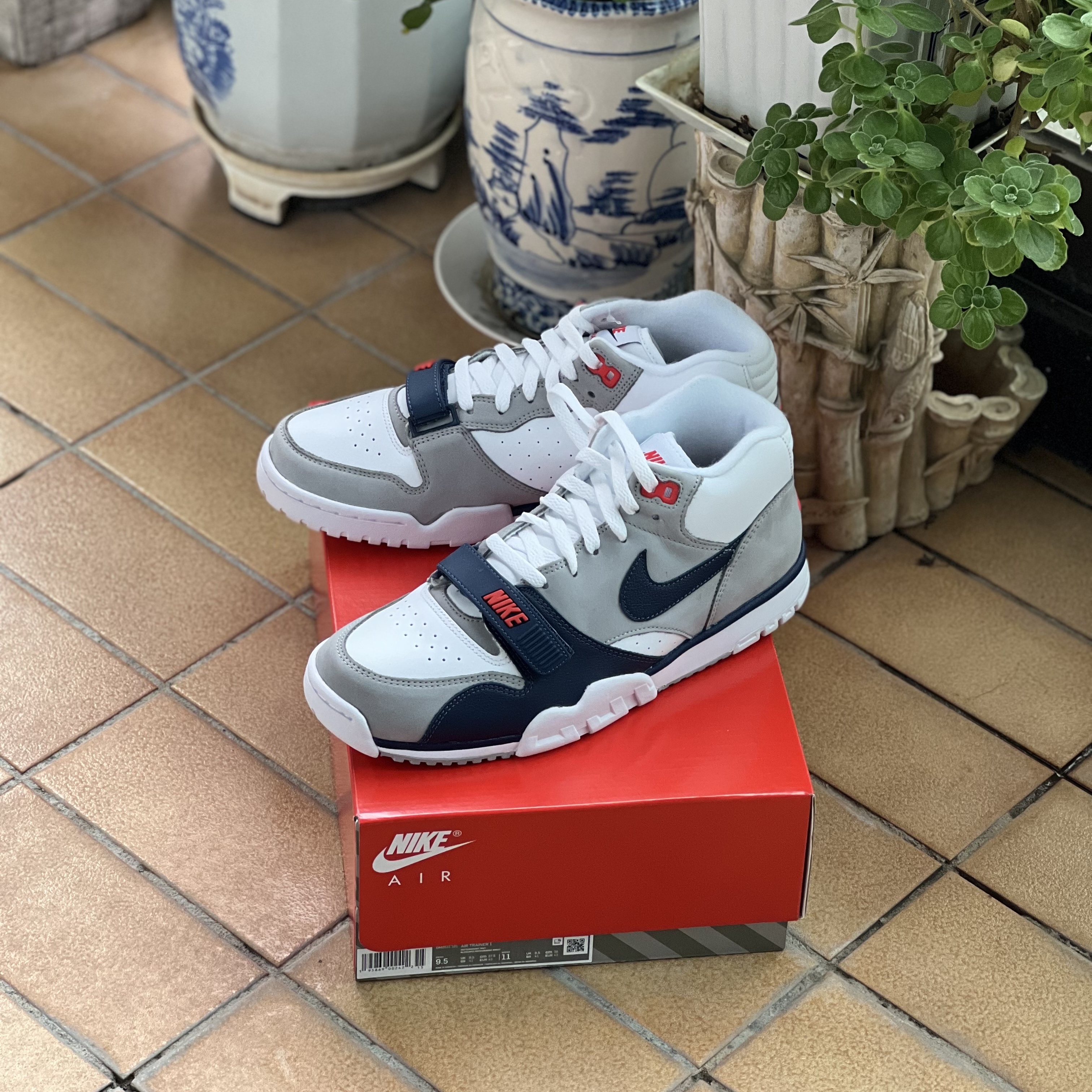 Nike Air Trainer 1 Midnight Navy 착용 스타일 - 1