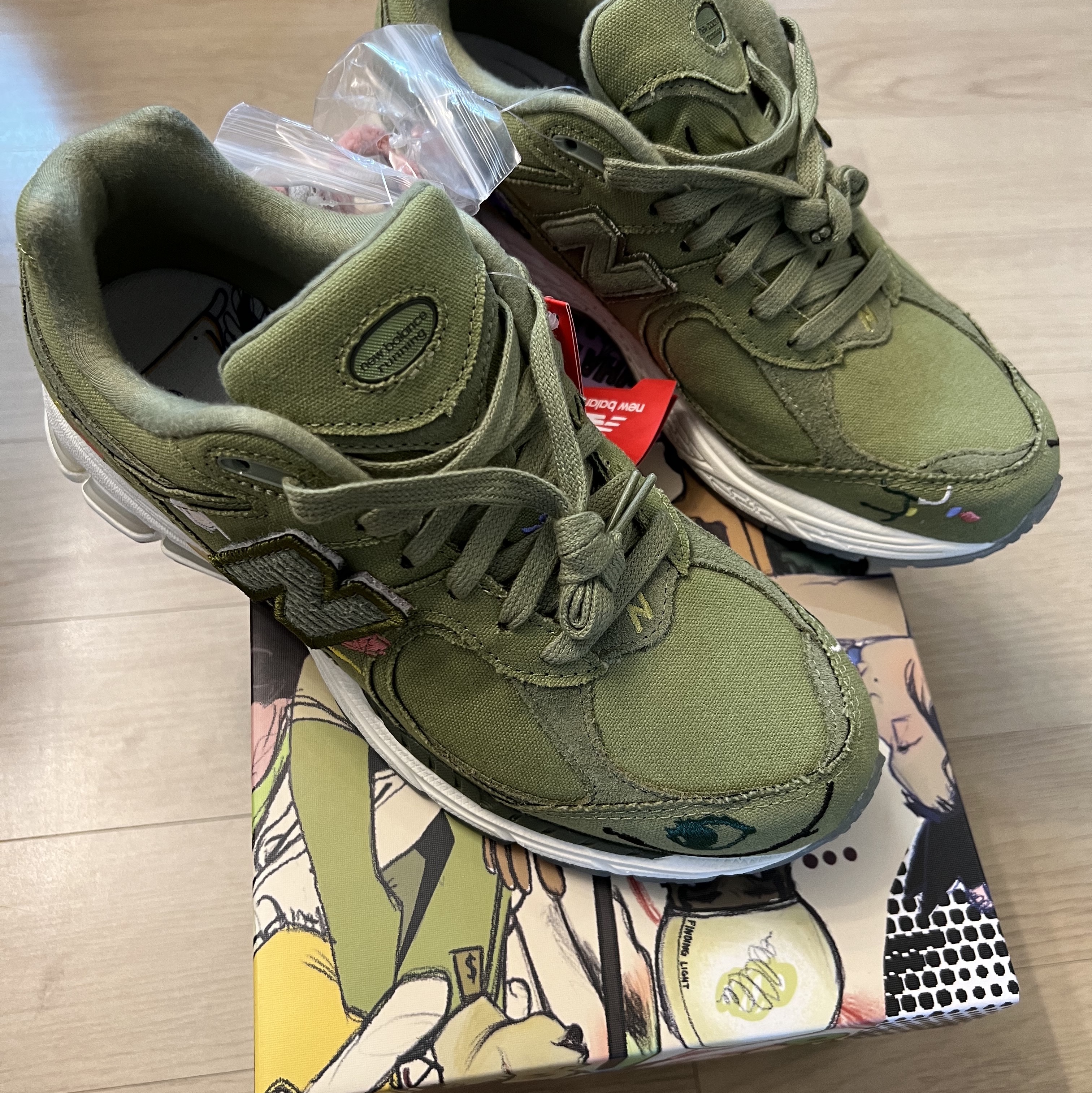 New Balance x Bryant Giles 2002R What Now? 착용 스타일 - 3