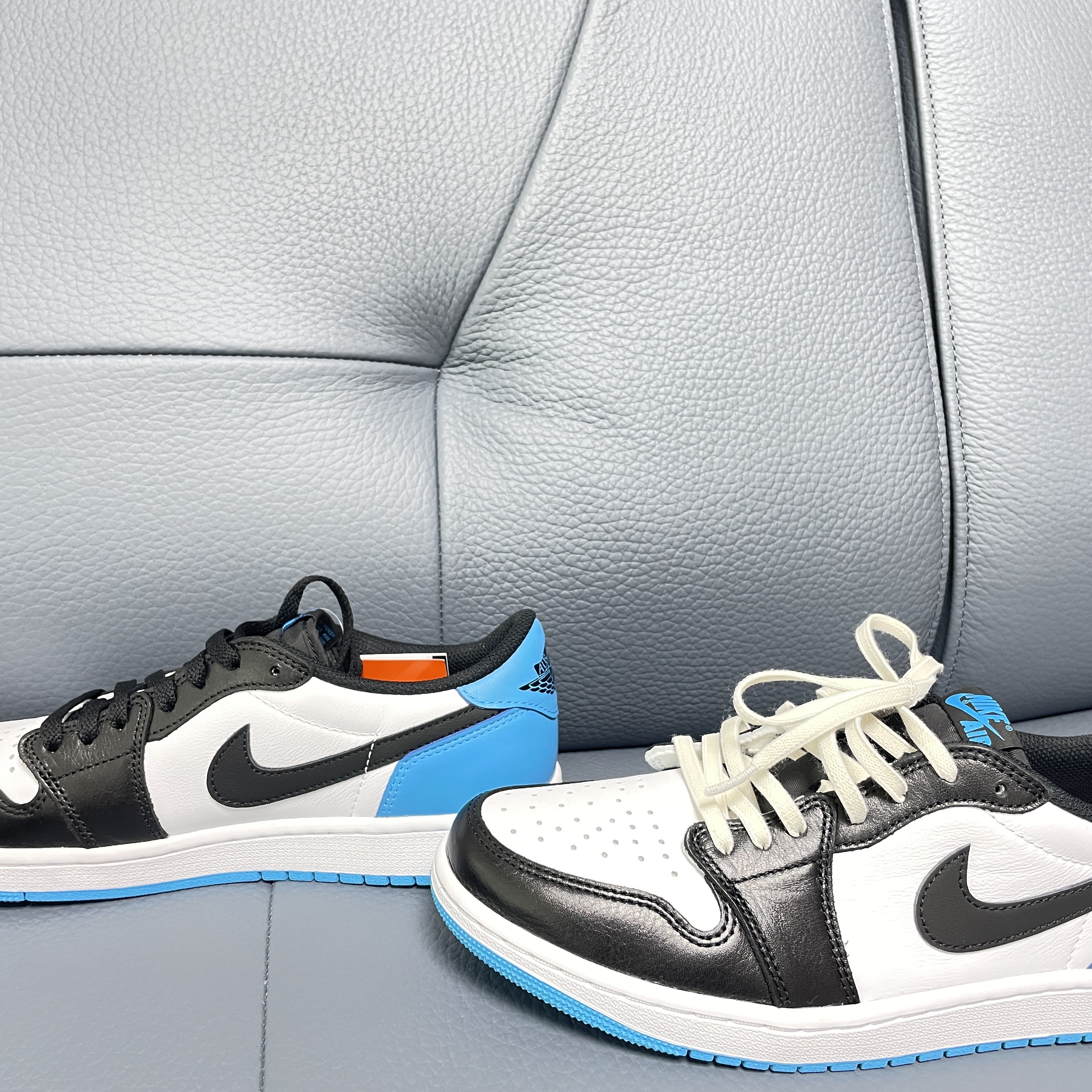 Jordan 1 Retro Low OG Black and Dark Powder Blue 착용 스타일 - 3