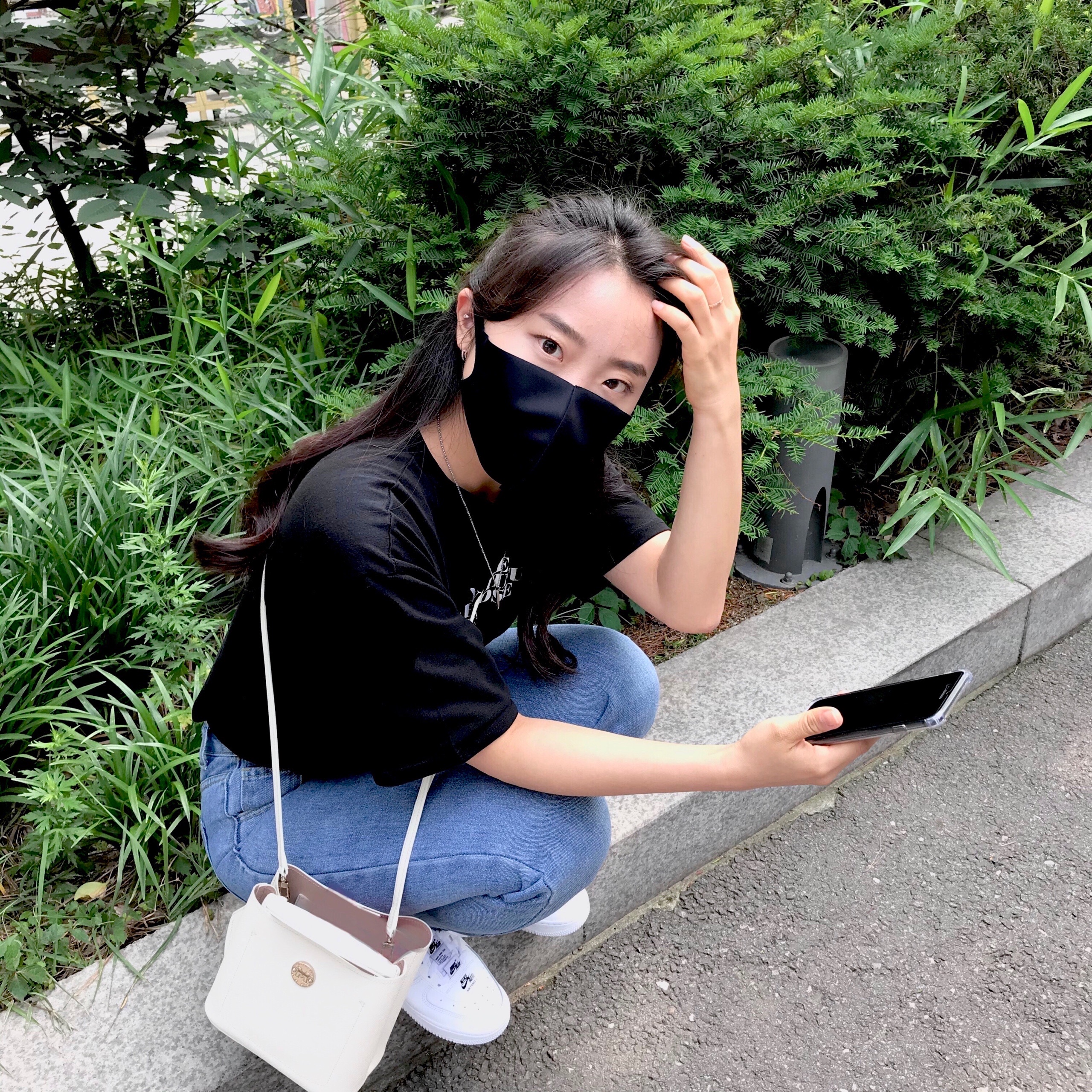 Nike Air Force 1 '07 Low Added Air White 착용 스타일 - 1