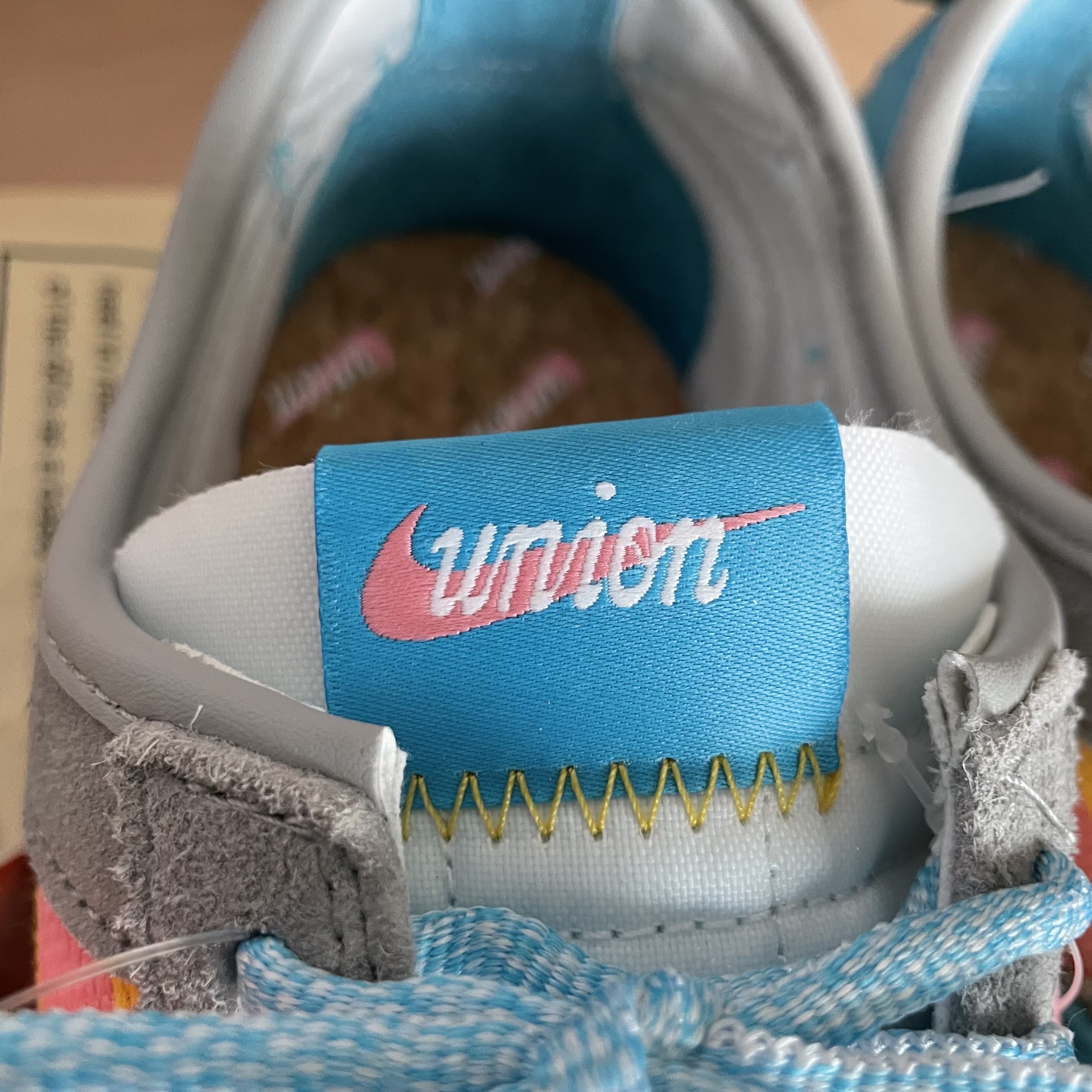 Nike x Union Cortez SP Light Smoke 착용 스타일 - 4