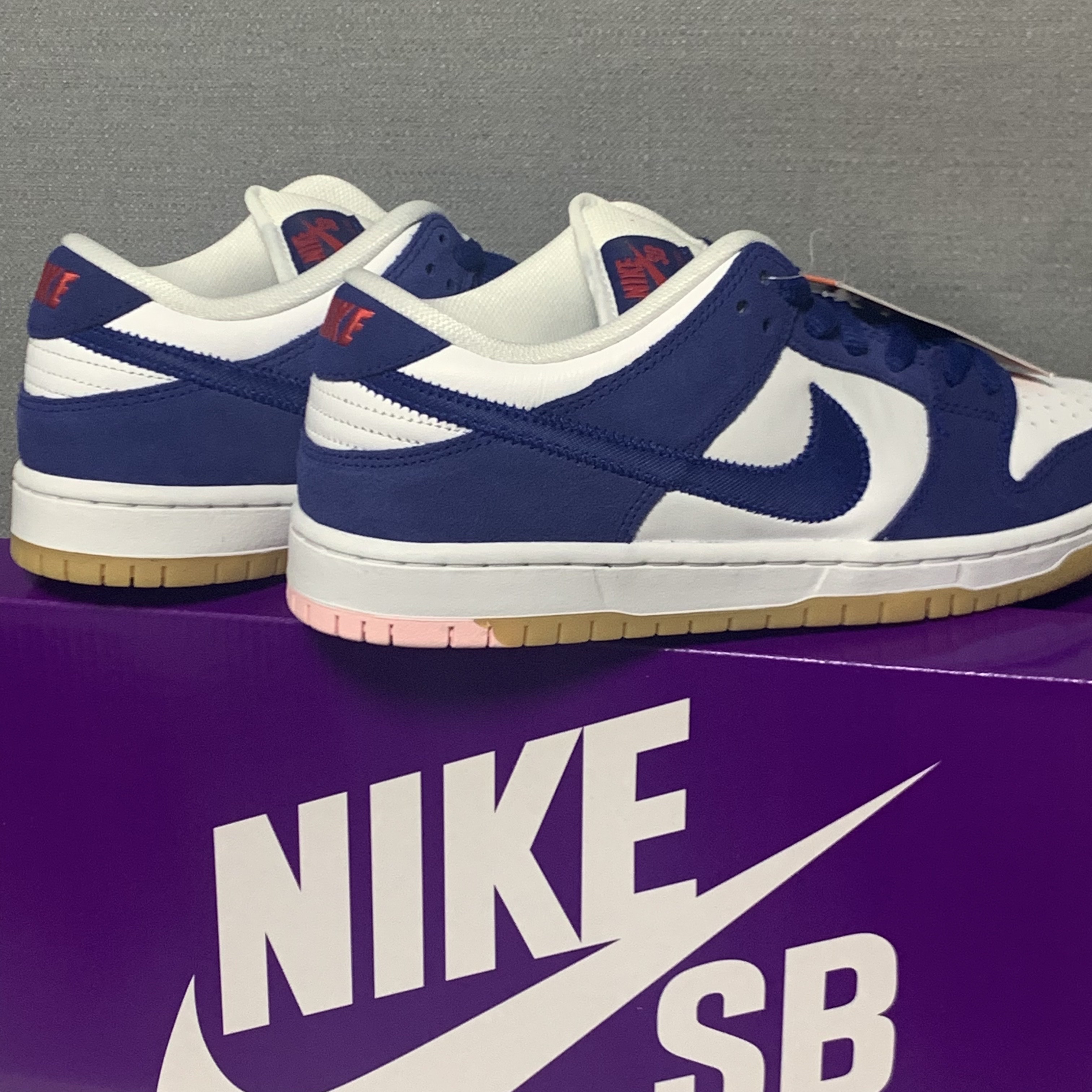 Nike SB Dunk Low Pro Premium Deep Royal Blue 착용 스타일