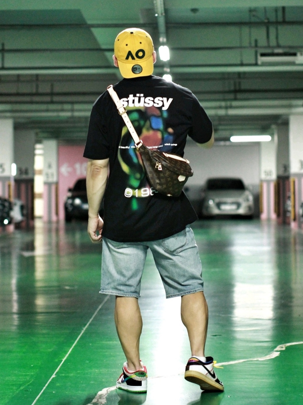 Louis Vuitton Bumbag Monogram, Nike SB Dunk Low What The Paul 착용 스타일 - 1