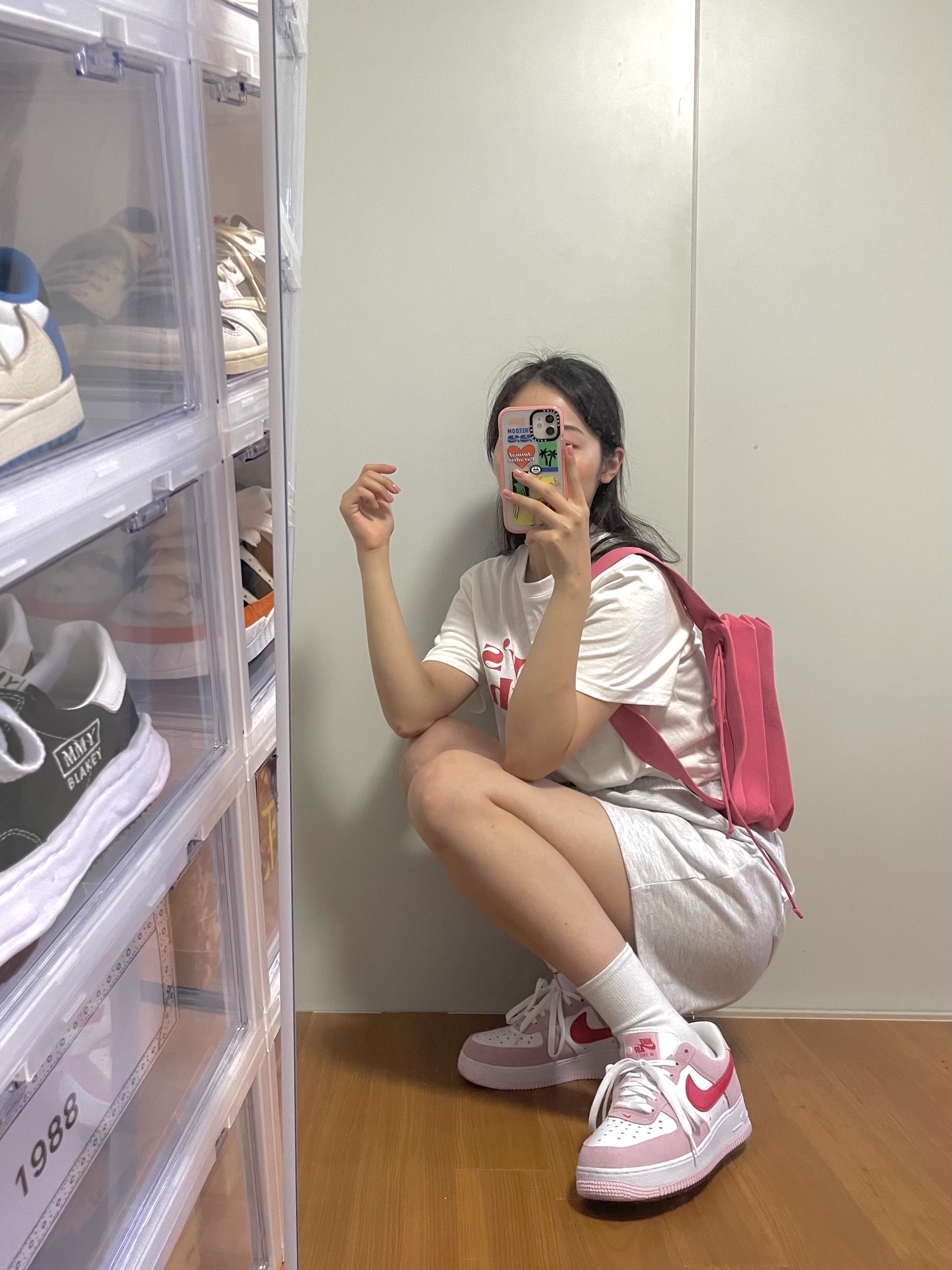 Nike Air Force 1 '07 QS Valentine's Day 착용 스타일