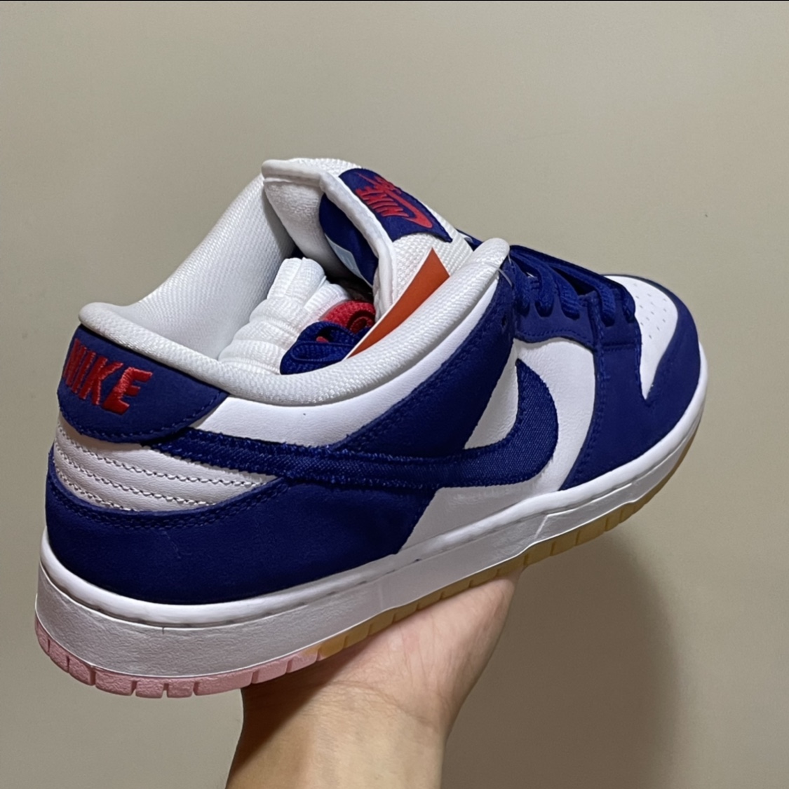 Nike SB Dunk Low Pro Premium Deep Royal Blue 착용 스타일
