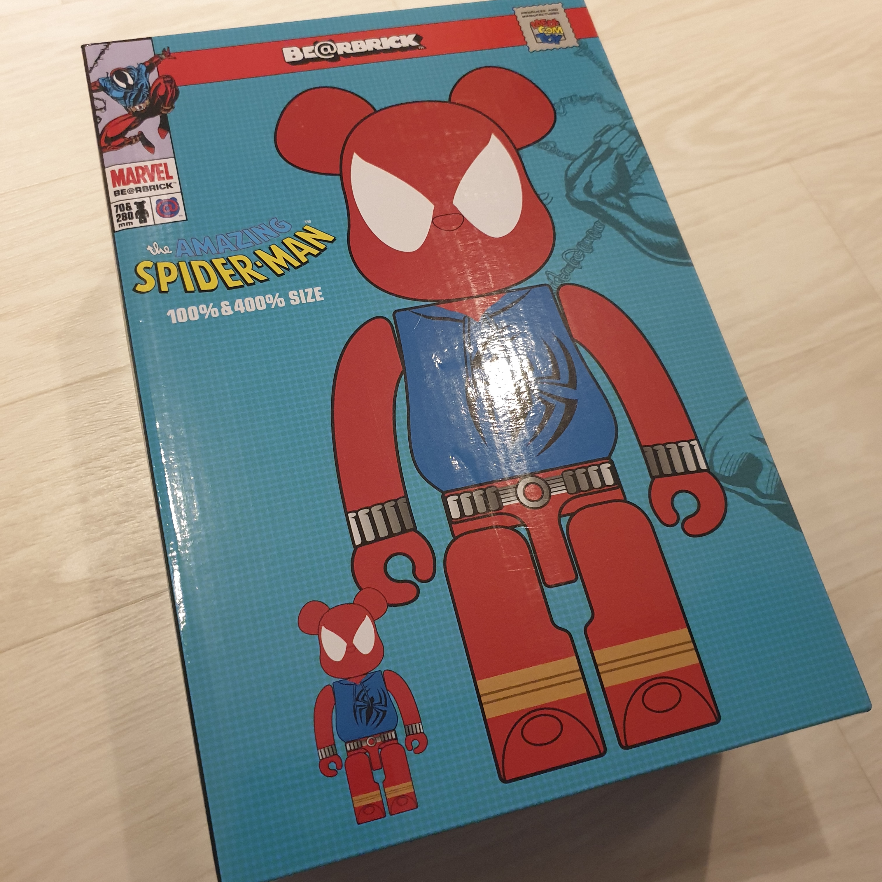 Bearbrick Marvel Spider-Man Scarlet Spider 100% & 400% Set 착용 스타일 - 1