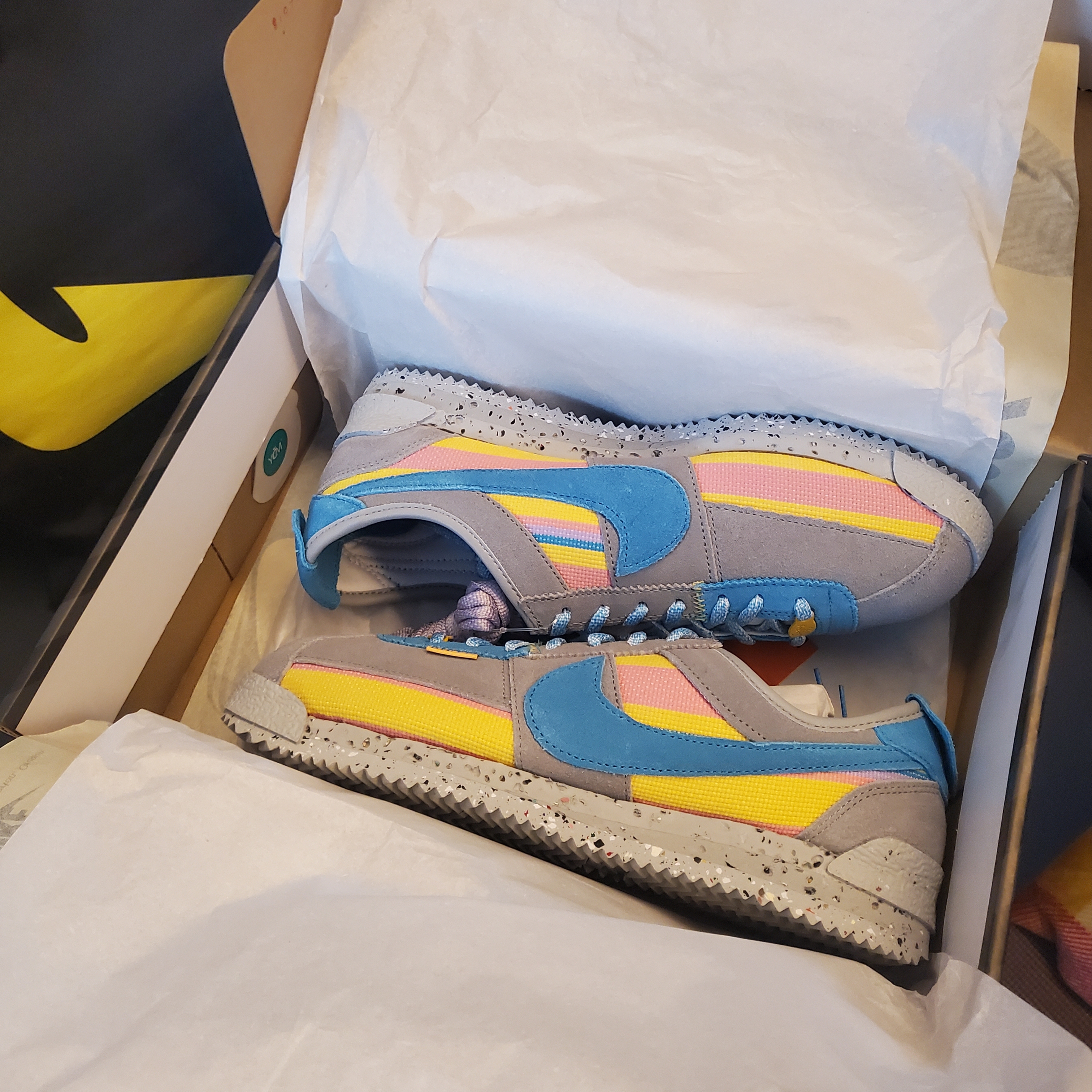 Nike x Union Cortez SP Light Smoke 착용 스타일 - 2