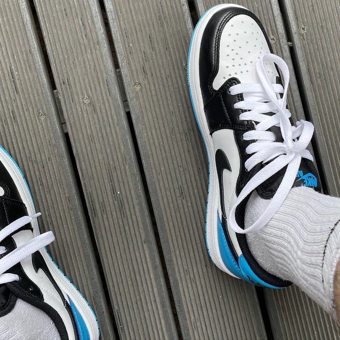 Jordan 1 Retro Low OG Black and Dark Powder Blue, (W) Jordan 1 Retro Low OG Black and Dark Powder Blue 착용 스타일 - 2