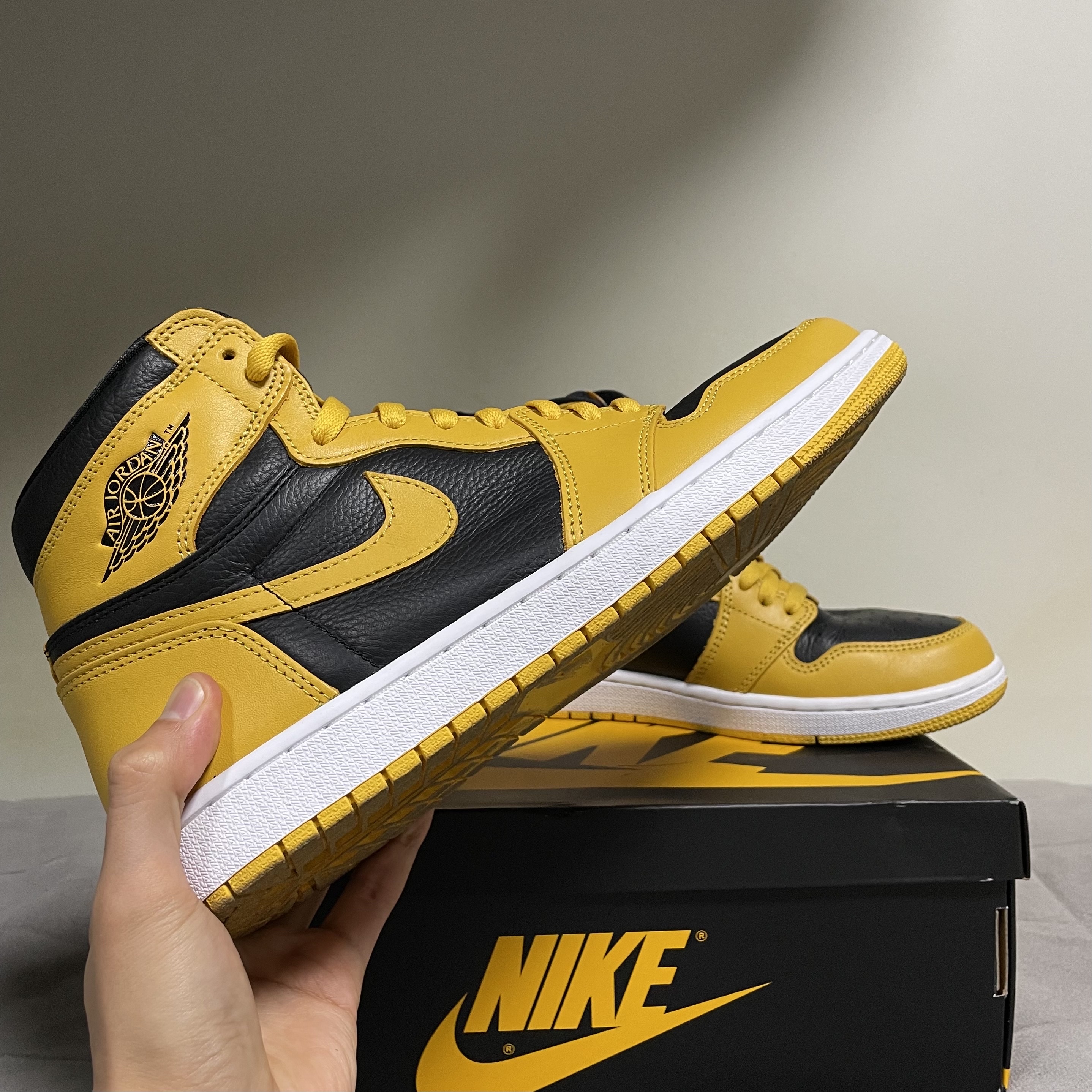 Jordan 1 Retro High OG Pollen 착용 스타일 - 2