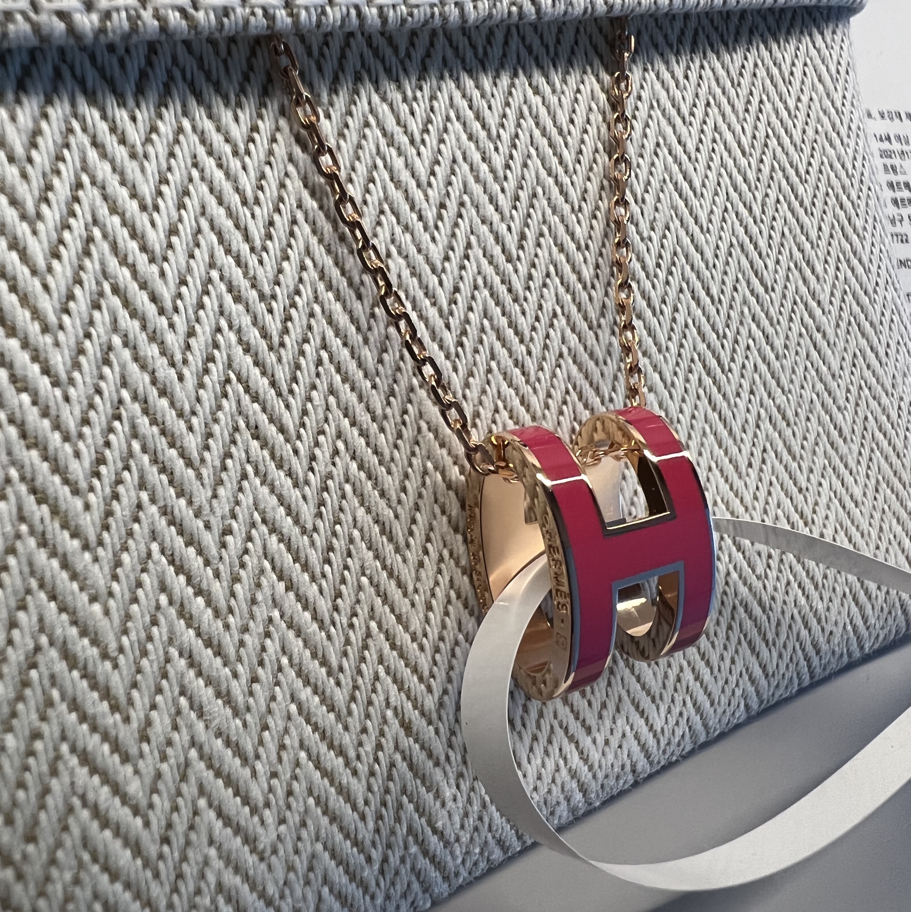 (W) Hermes Pop H Pendant Rose Gold & Rose Extreme 착용 스타일 - 2