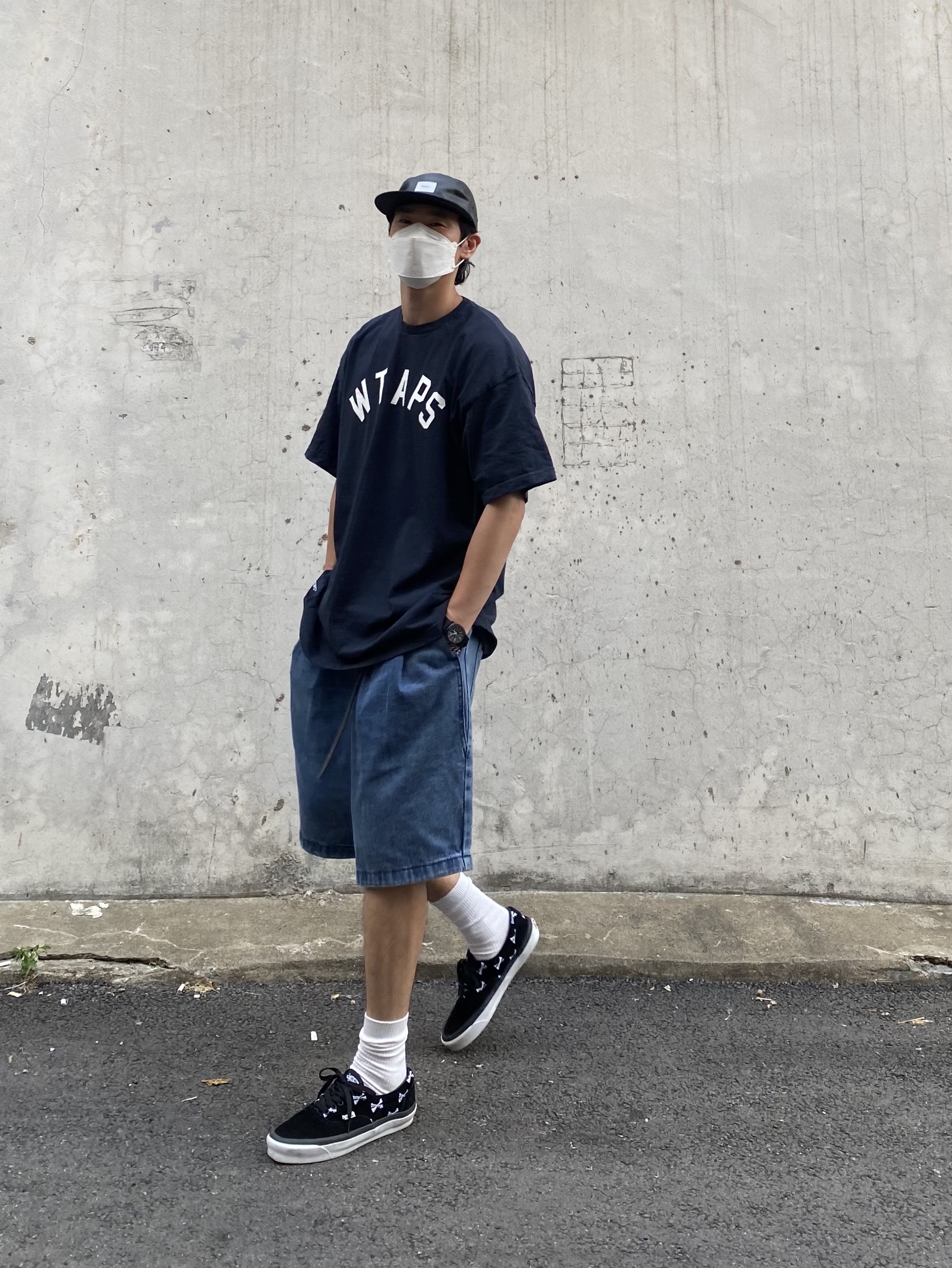 Vans Vault x WTAPS OG Era LX Black 착용 스타일 - 1