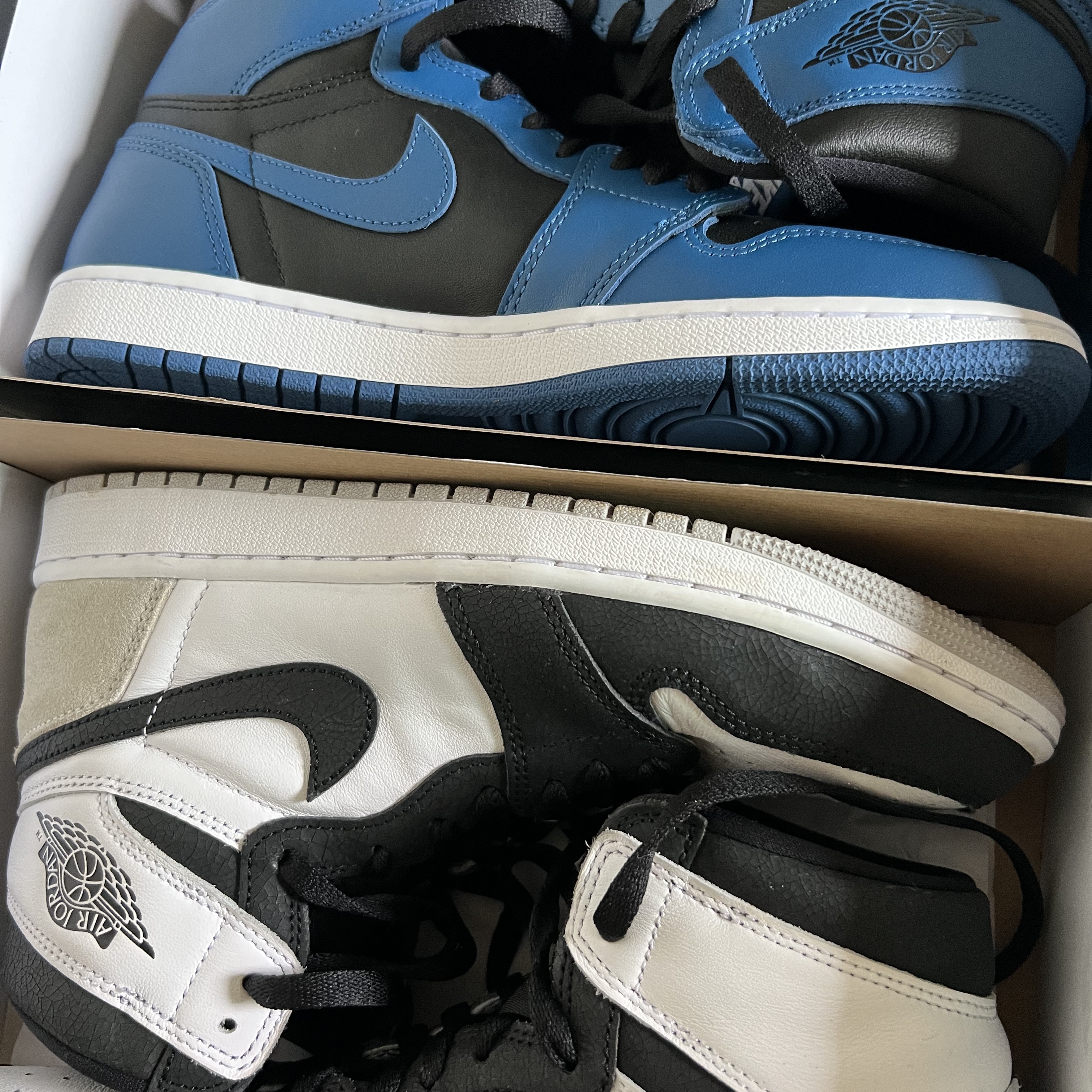 Jordan 1 Retro High OG Dark Marina Blue, Jordan 1 Retro High OG Bleached Coral 착용 스타일