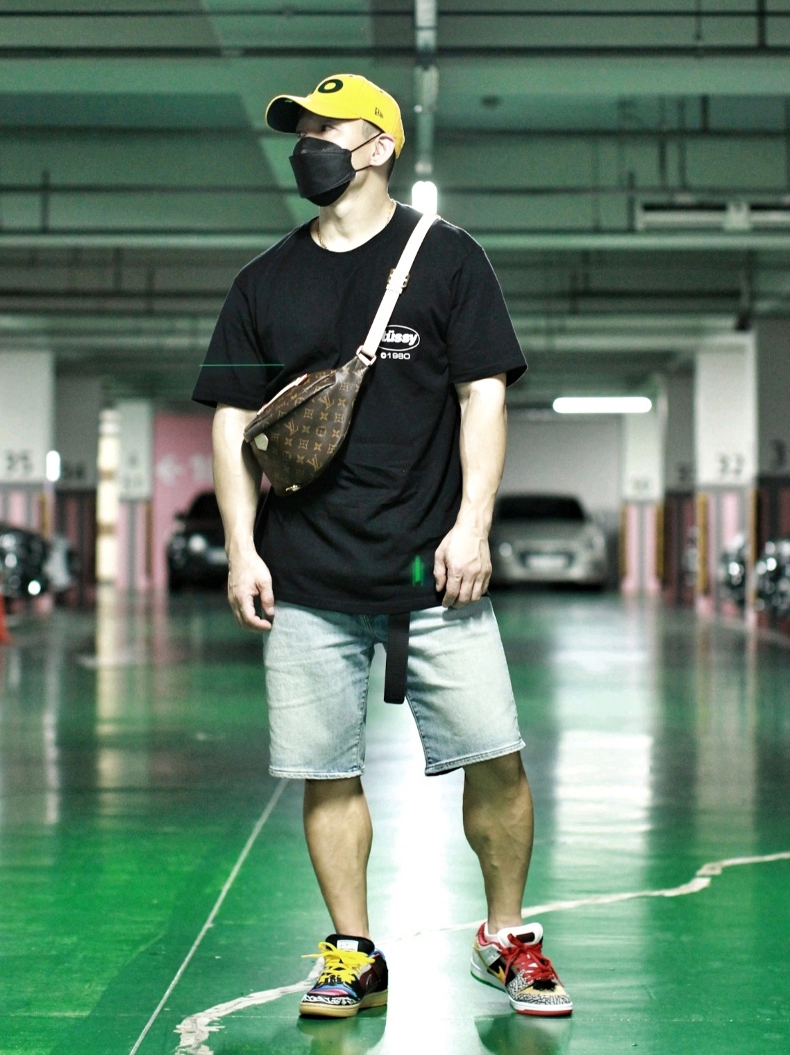 Louis Vuitton Bumbag Monogram, Nike SB Dunk Low What The Paul 착용 스타일 - 2