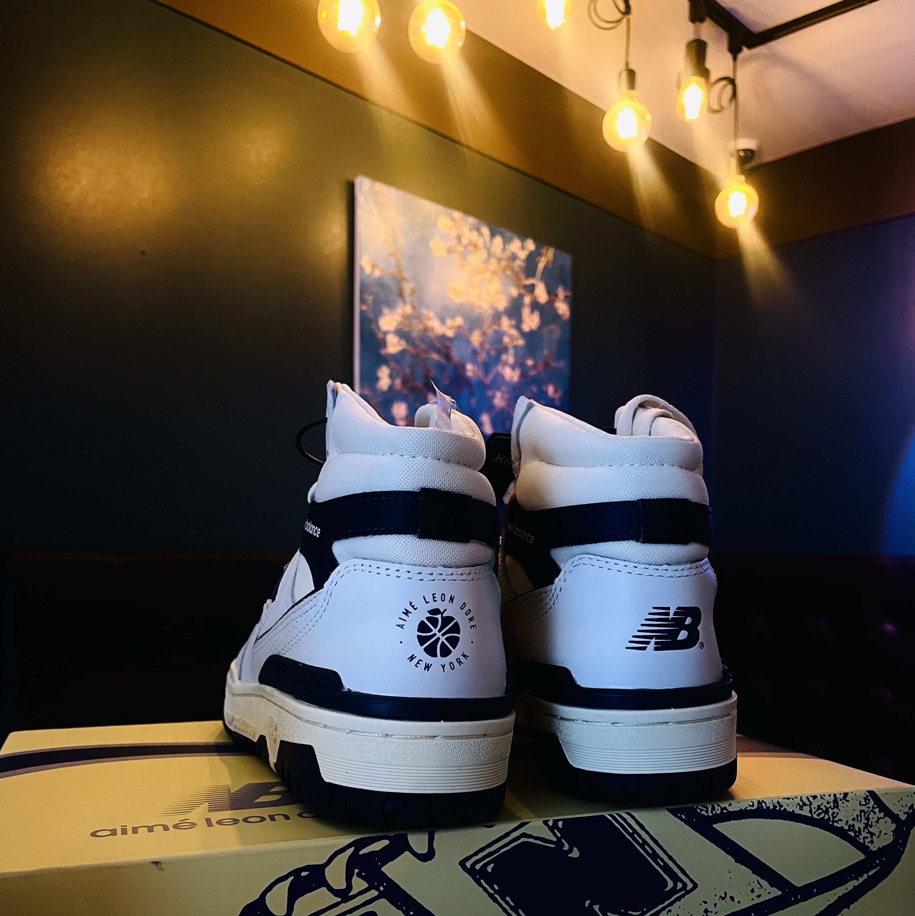 New Balance x Aime Leon Dore 650R White Navy 착용 스타일 - 2