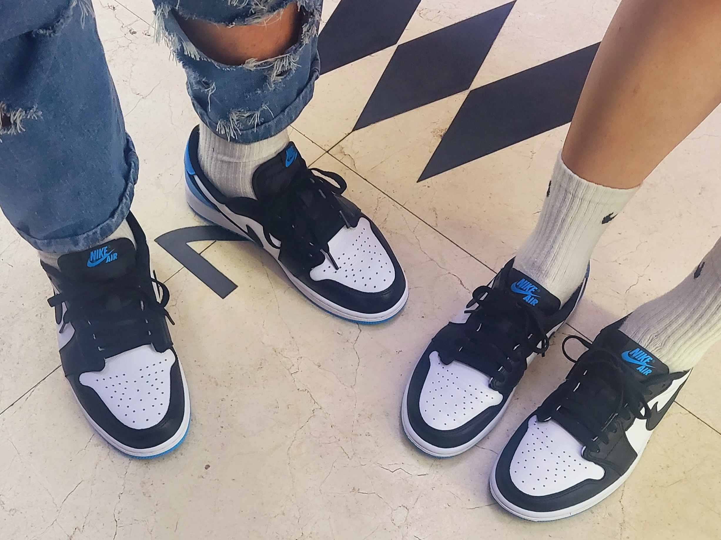 Jordan 1 Retro Low OG Black and Dark Powder Blue, (W) Jordan 1 Retro Low OG Black and Dark Powder Blue 착용 스타일