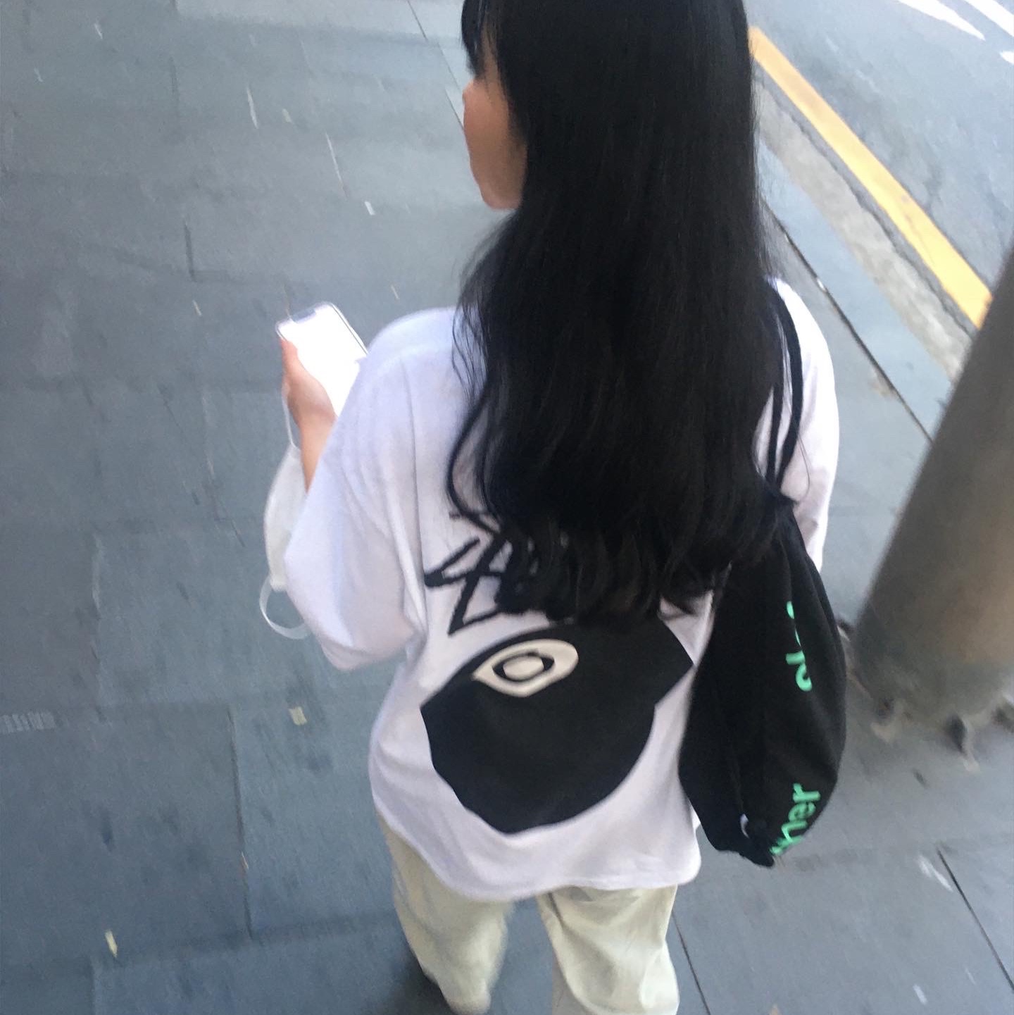Stussy 8 Ball T-Shirt White - 22SS 착용 스타일 - 1