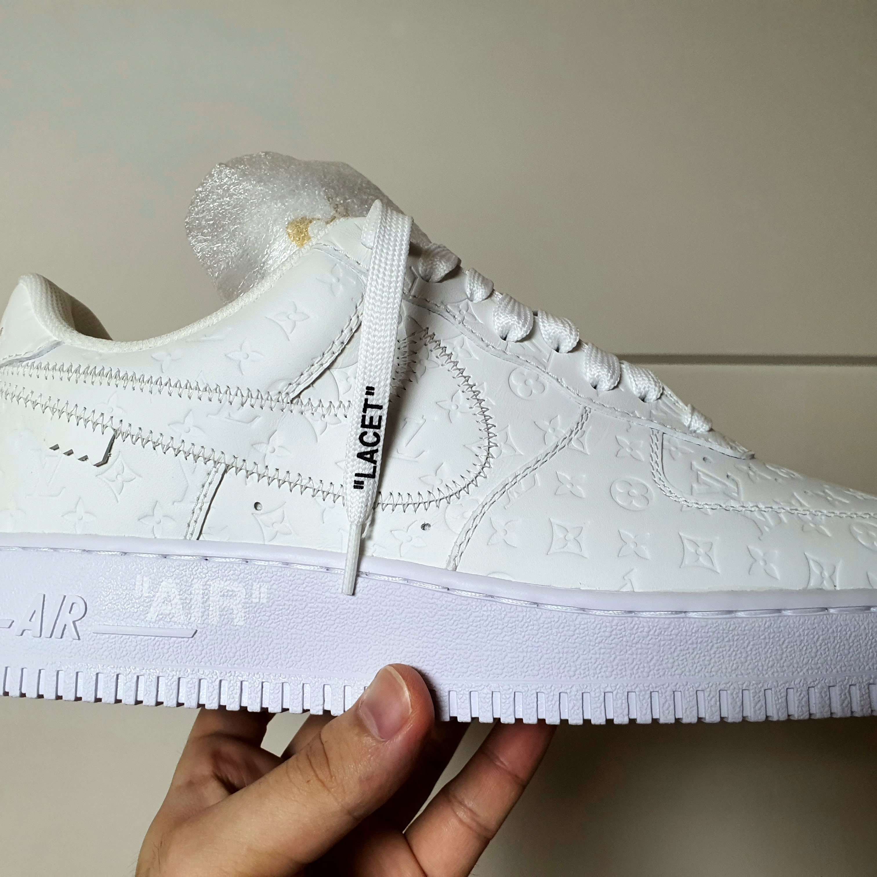 Louis Vuitton x Nike Air Force 1 Low by Virgil Abloh White 착용 스타일 - 3