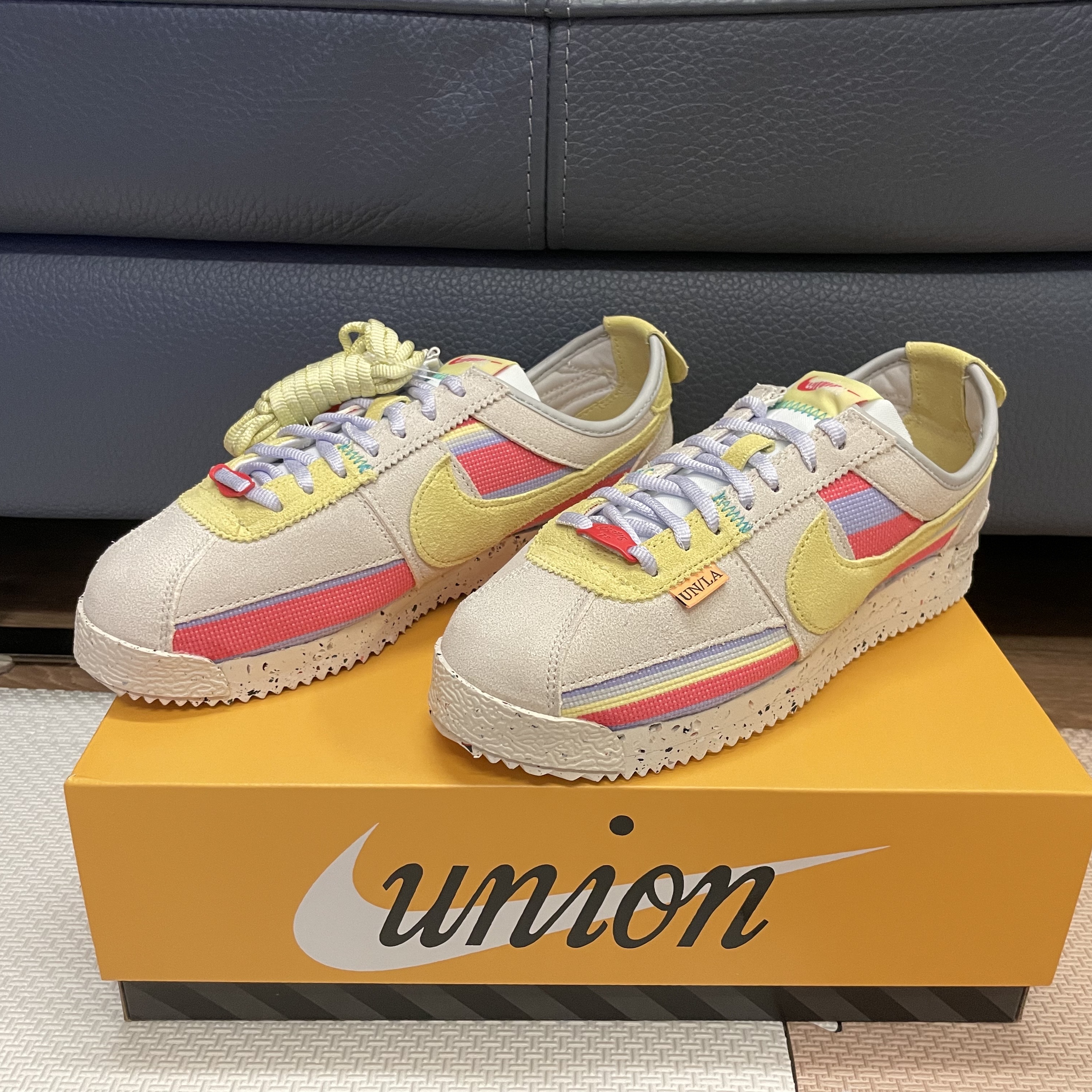 Nike x Union Cortez SP Lemon Frost 착용 스타일 - 1