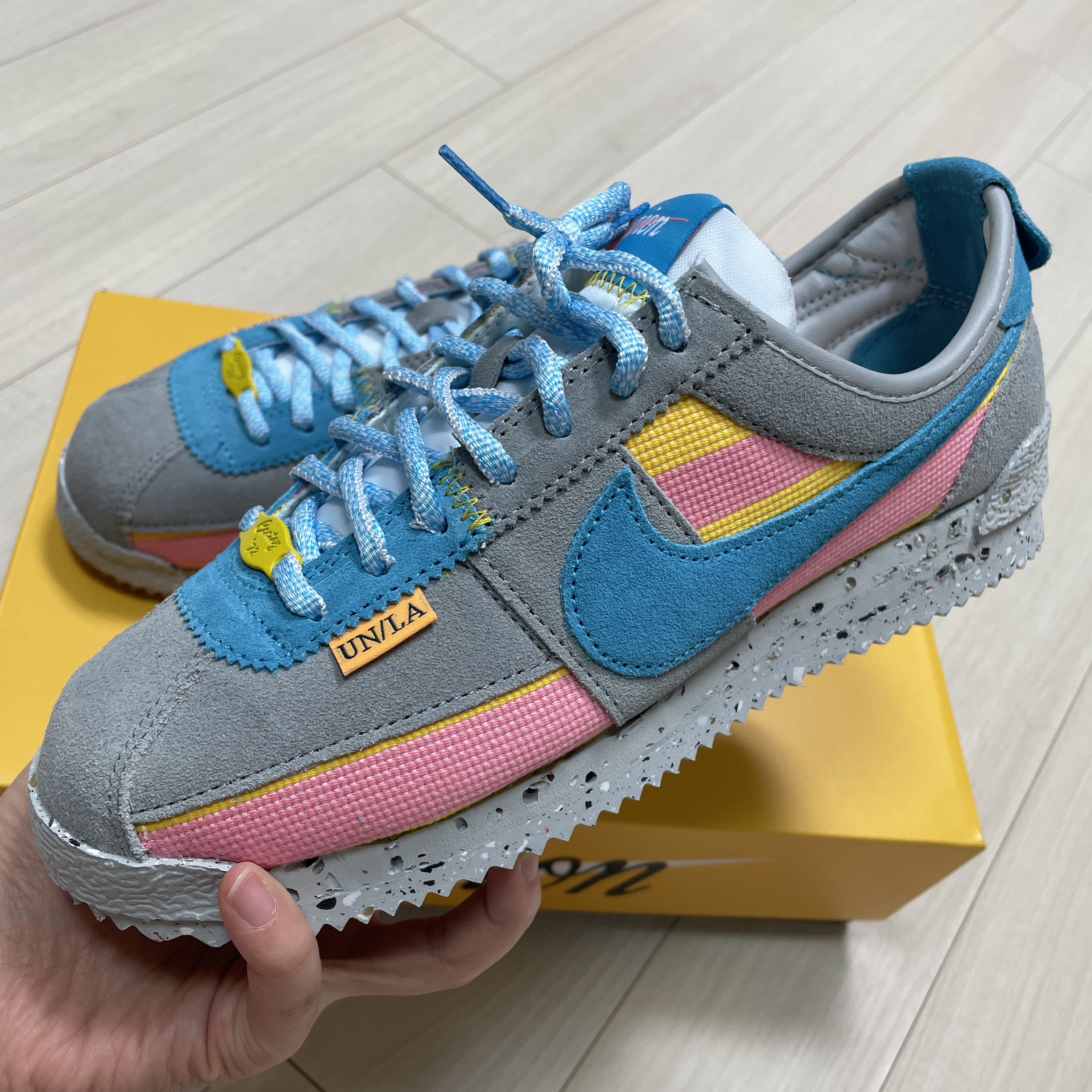 Nike x Union Cortez SP Light Smoke 착용 스타일 - 2