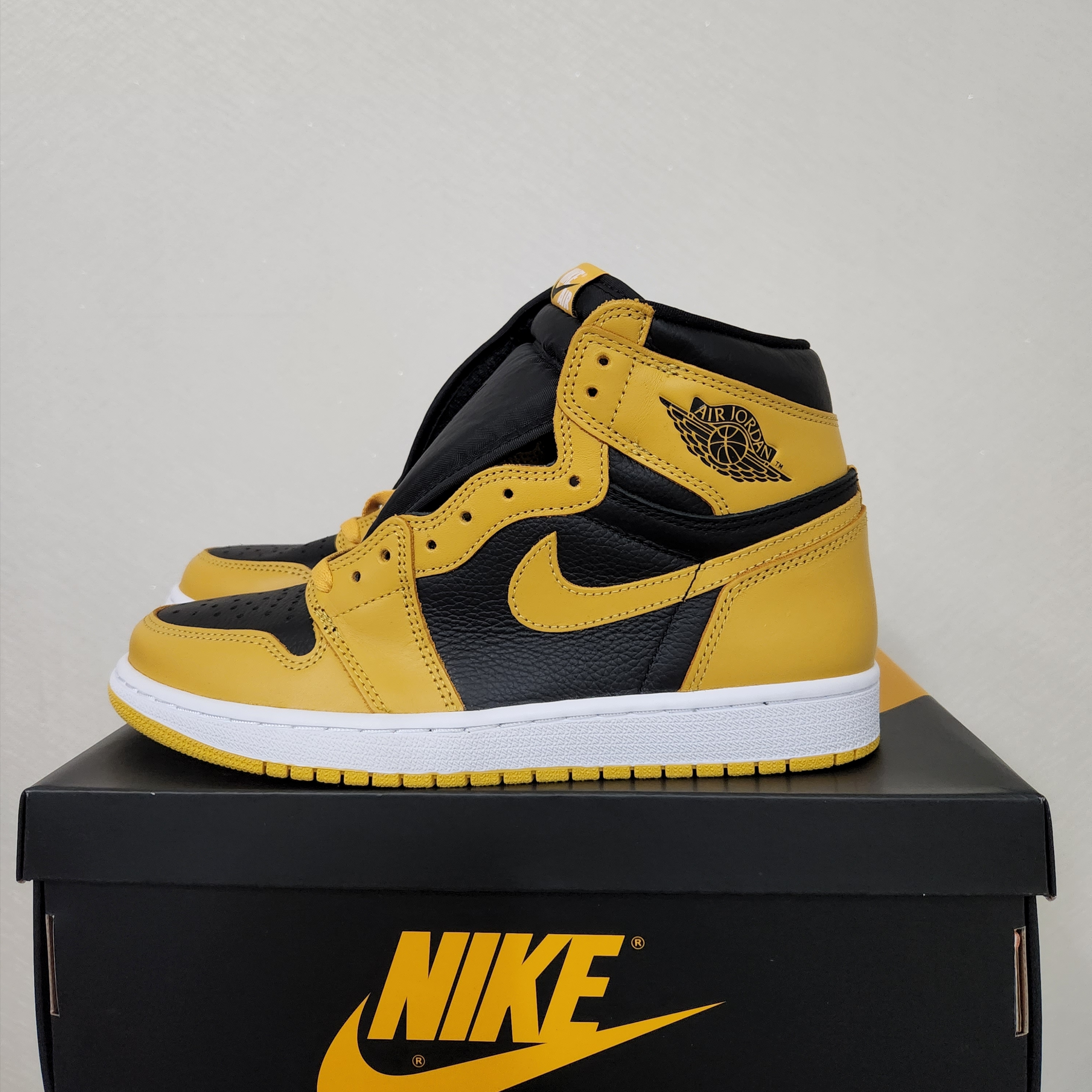 Jordan 1 Retro High OG Pollen 착용 스타일