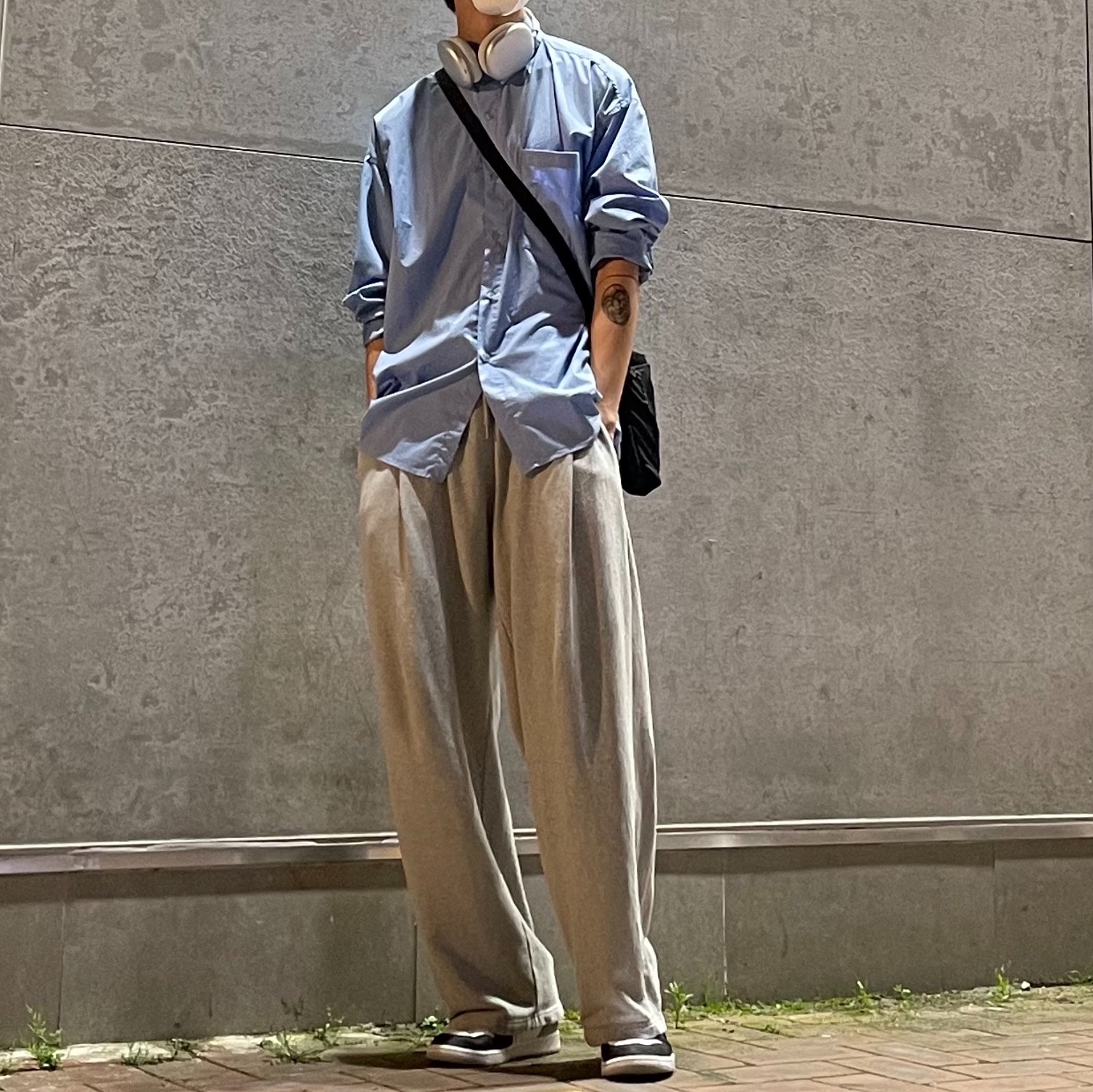 Jordan 1 Retro High OG Bleached Coral, Apple AirPods Max Lightning Space Gray (Korean Ver.) 착용 스타일
