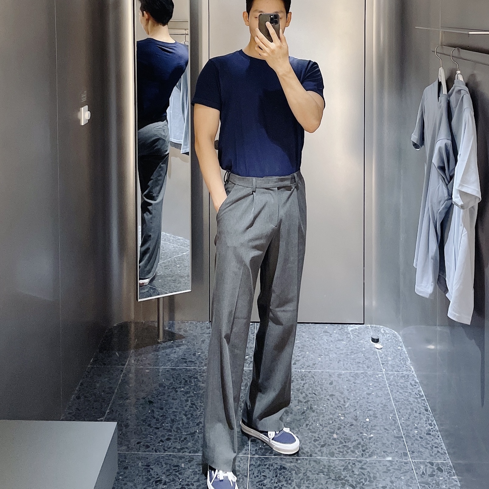 Vans Vault OG Authentic LX Navy 착용 스타일