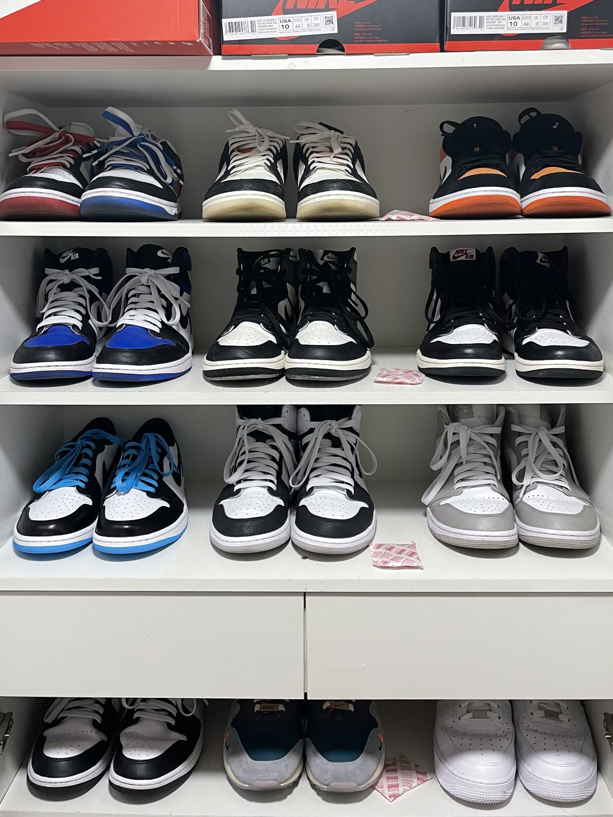 Jordan 1 Retro High OG Black Mocha, Jordan 1 Retro High OG Royal Toe 착용 스타일