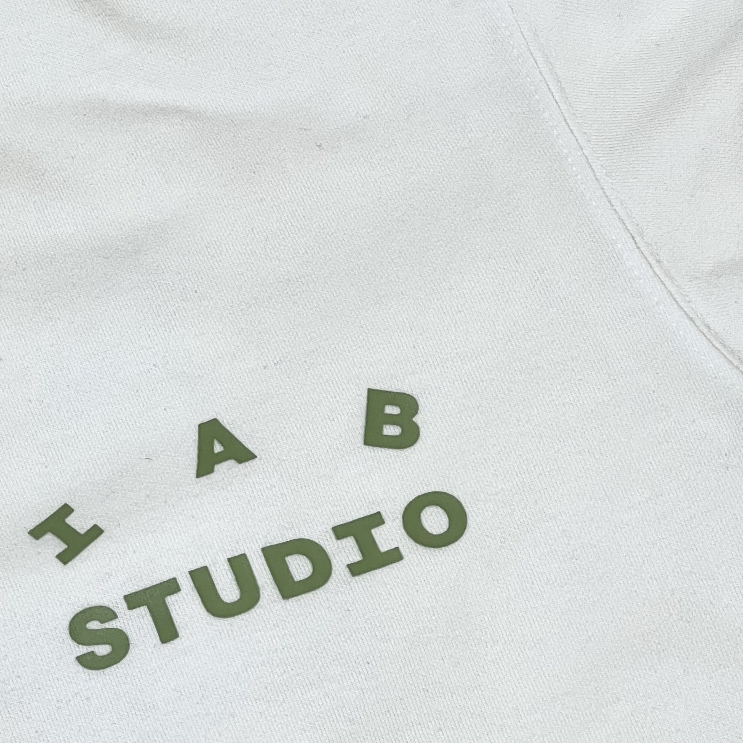 IAB Studio T-Shirt White Light Green 착용 스타일