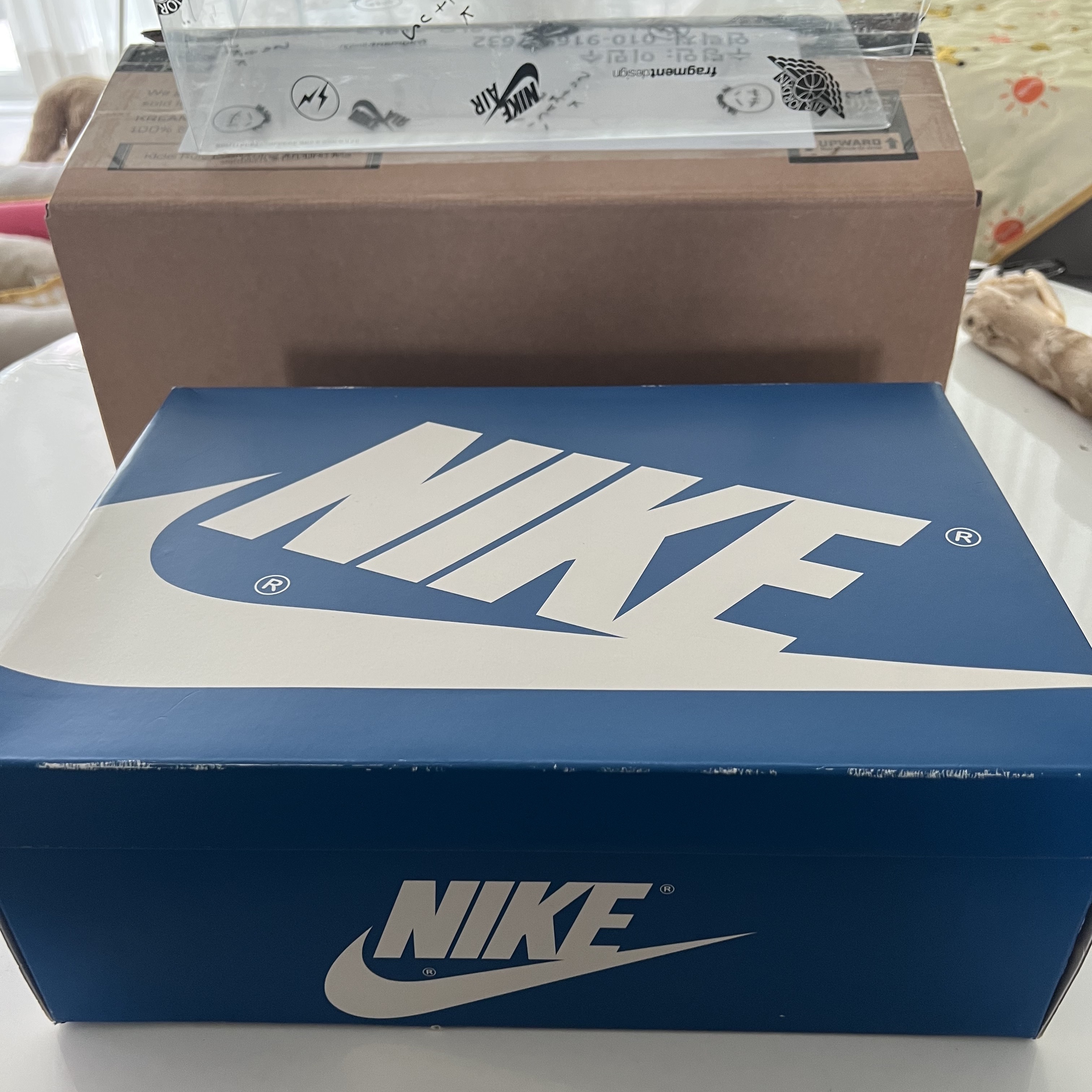 Jordan 1 x Travis Scott x Fragment Retro High OG SP Military Blue 착용 스타일 - 2