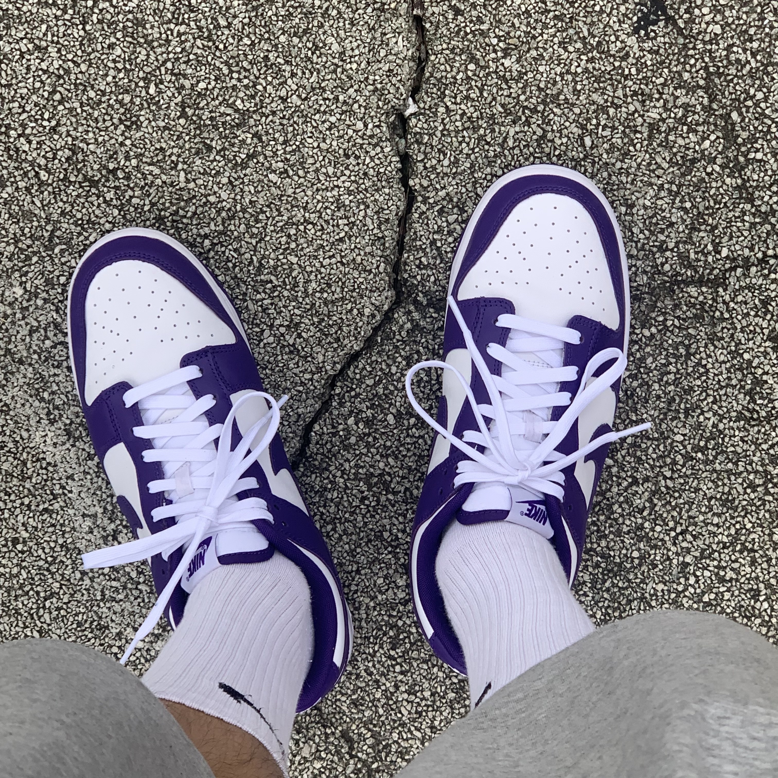 Nike Dunk Low Retro Championship Court Purple 착용 스타일