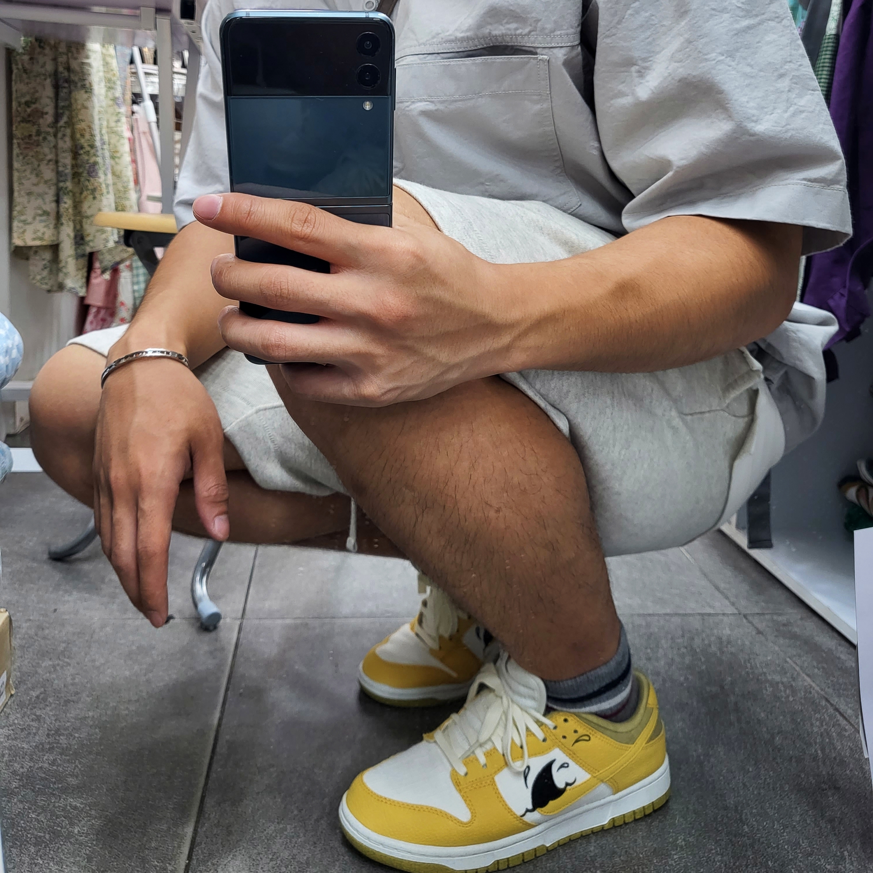Essentials 1977 Shorts Light Oatmeal - 22SS, Nike Dunk Low Retro SE Next Nature Nike Sun Club 착용 스타일