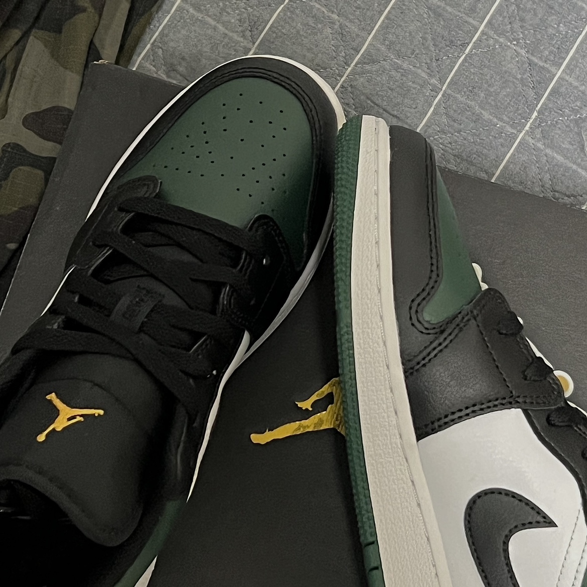 (GS) Jordan 1 Low Green Toe 착용 스타일 - 4