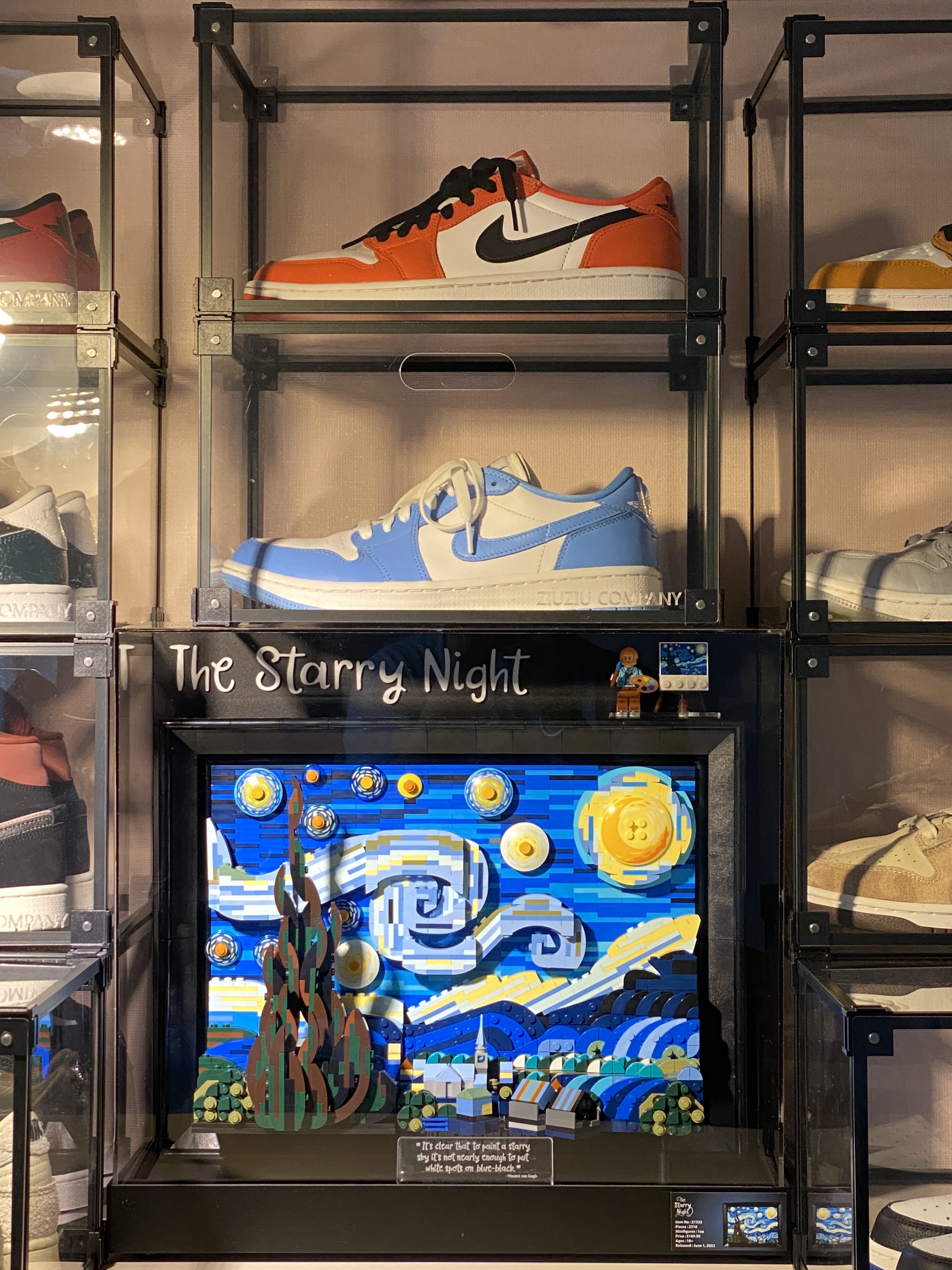 Lego Vincent Van Gogh The Starry Night, Jordan 1 Low OG Starfish 착용 스타일