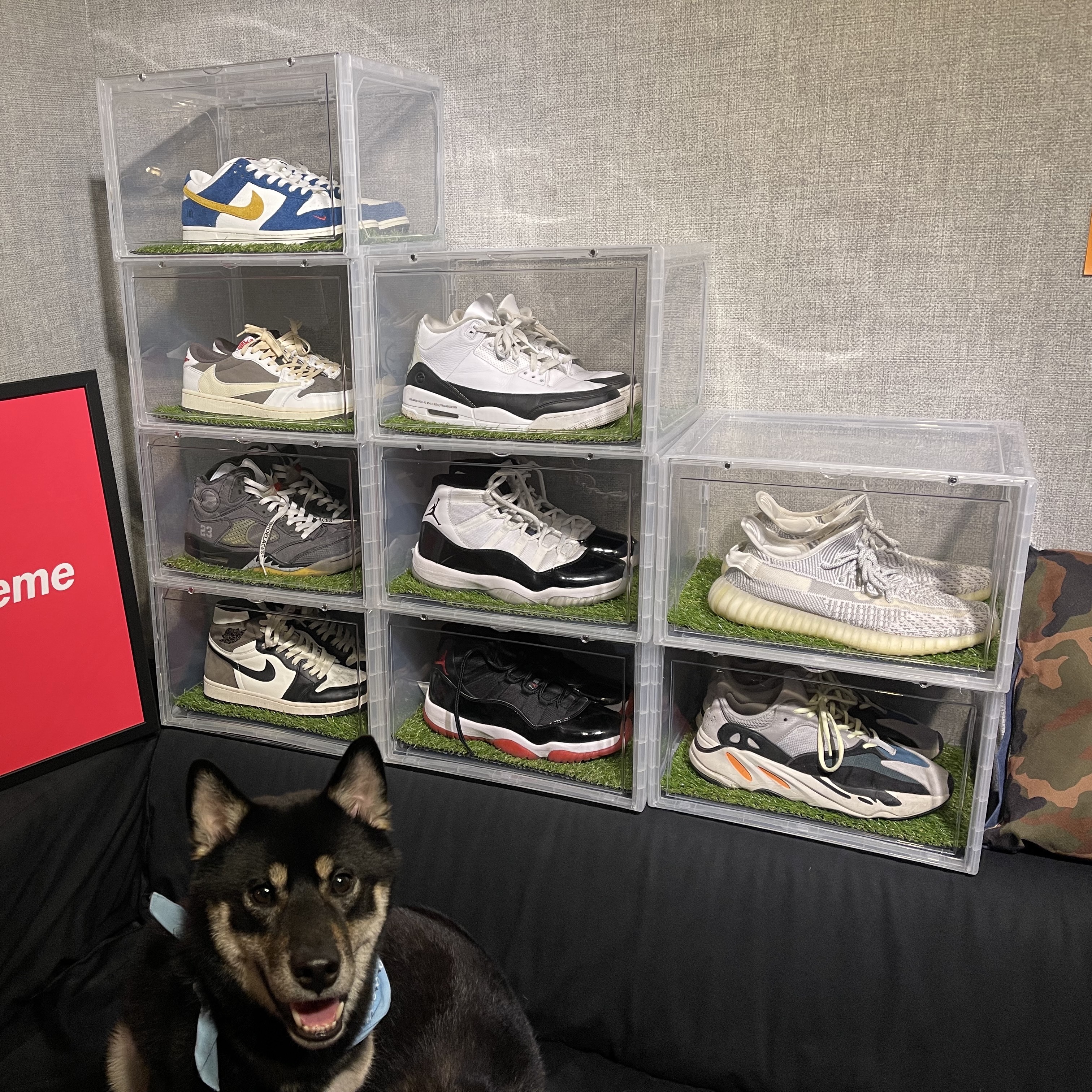 Nike x Kasina Dunk Low 80's Bus, Jordan 1 x Travis Scott Retro Low OG SP Sail and Ridgerock 착용 스타일