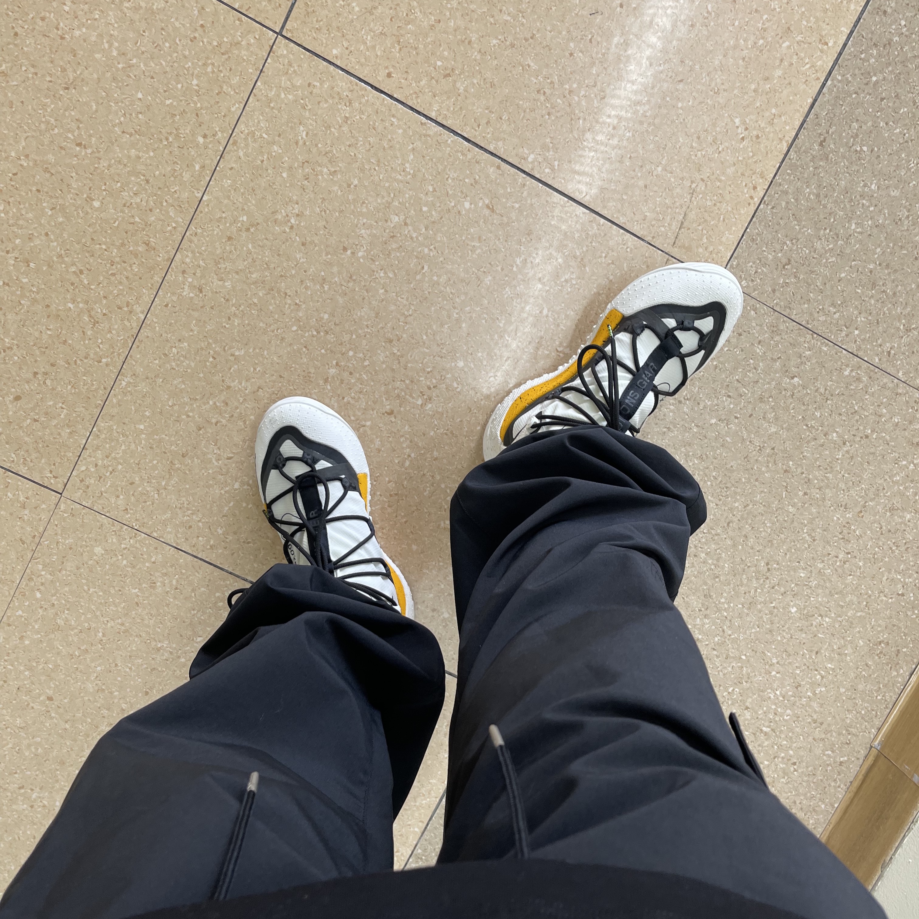 Nike ACG Terra Antarktik Gore-Tex Summit White 착용 스타일 - 3