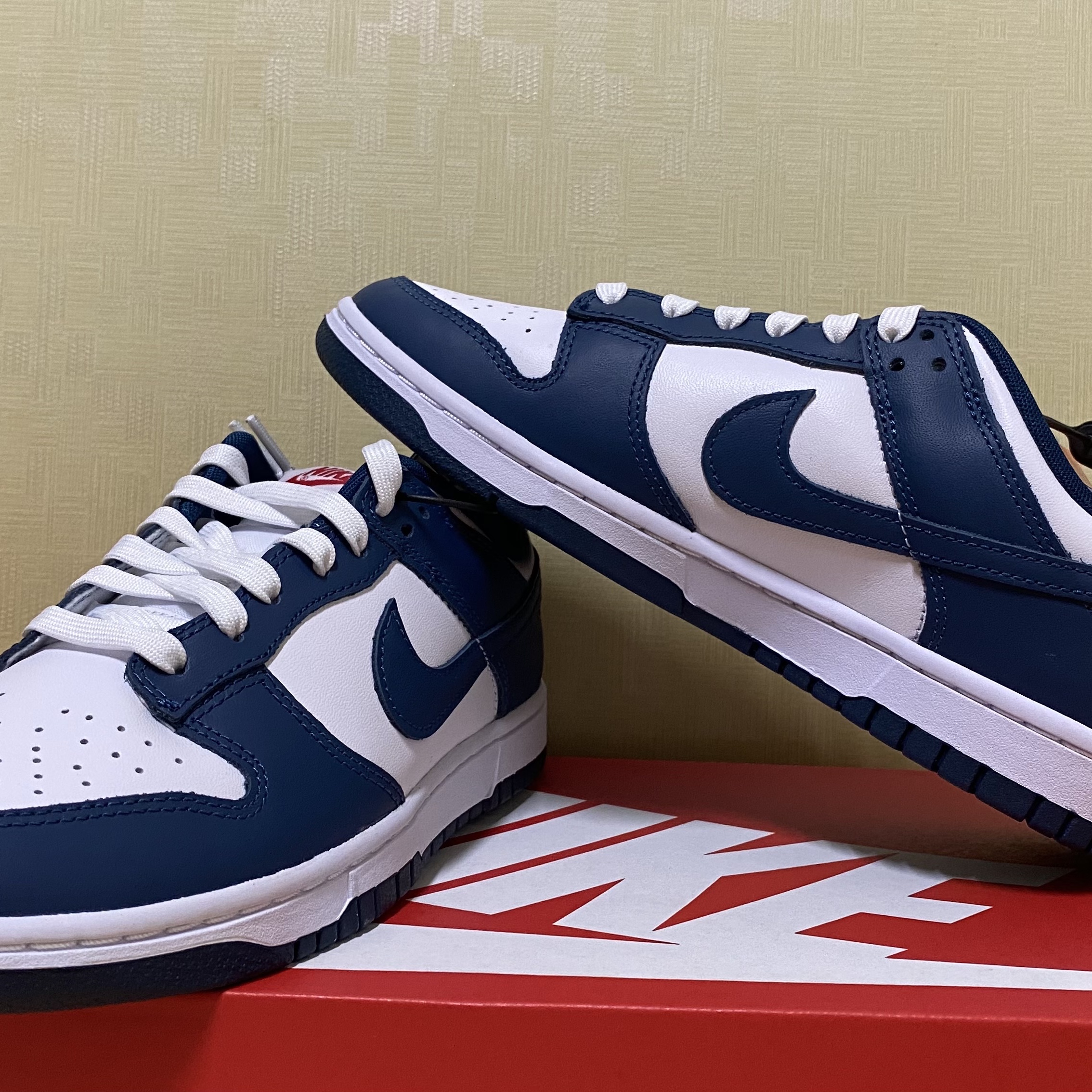 Nike Dunk Low Retro Valerian Blue 착용 스타일 - 2