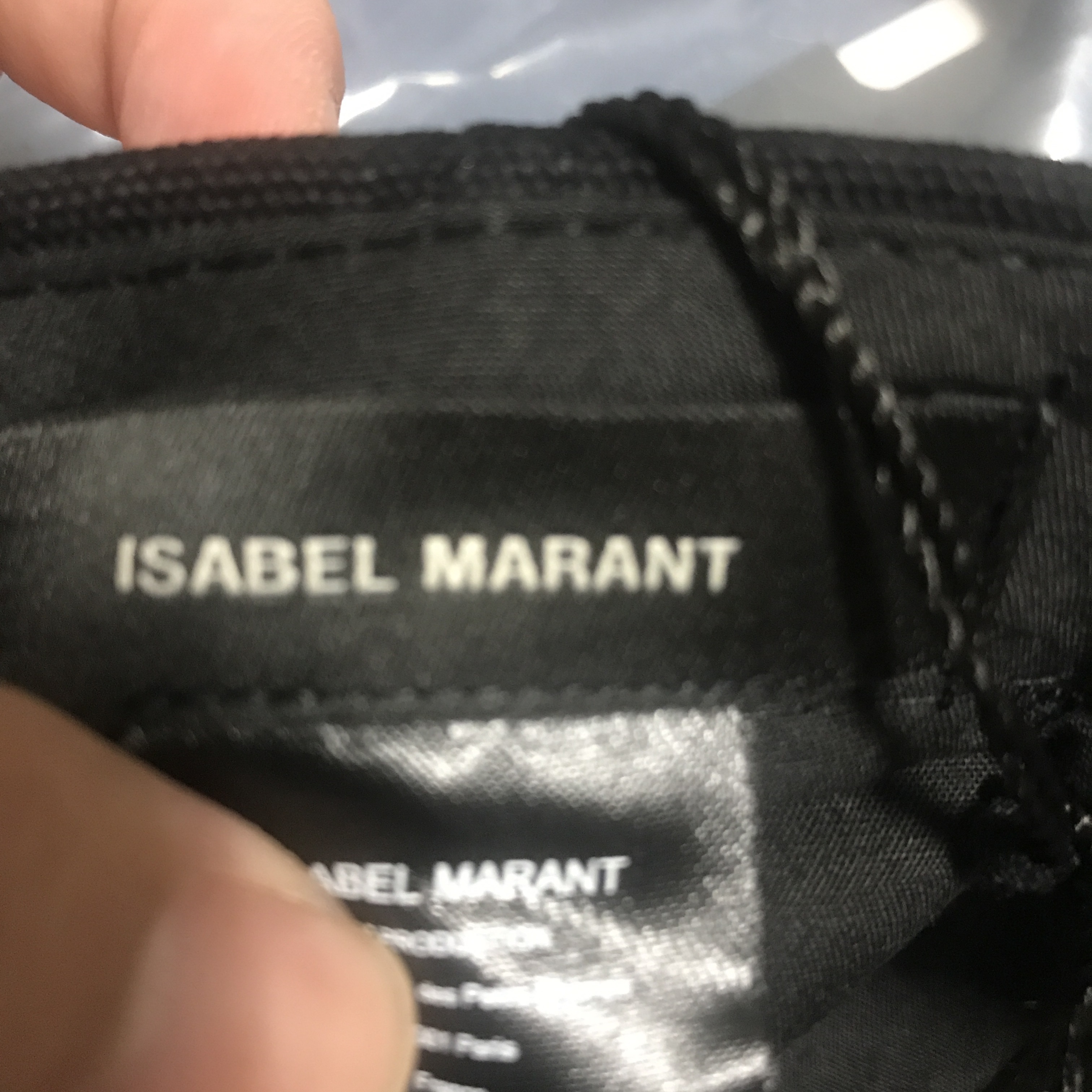 Isabel Marant Tyronyh Cap Black Ecru 착용 스타일 - 4