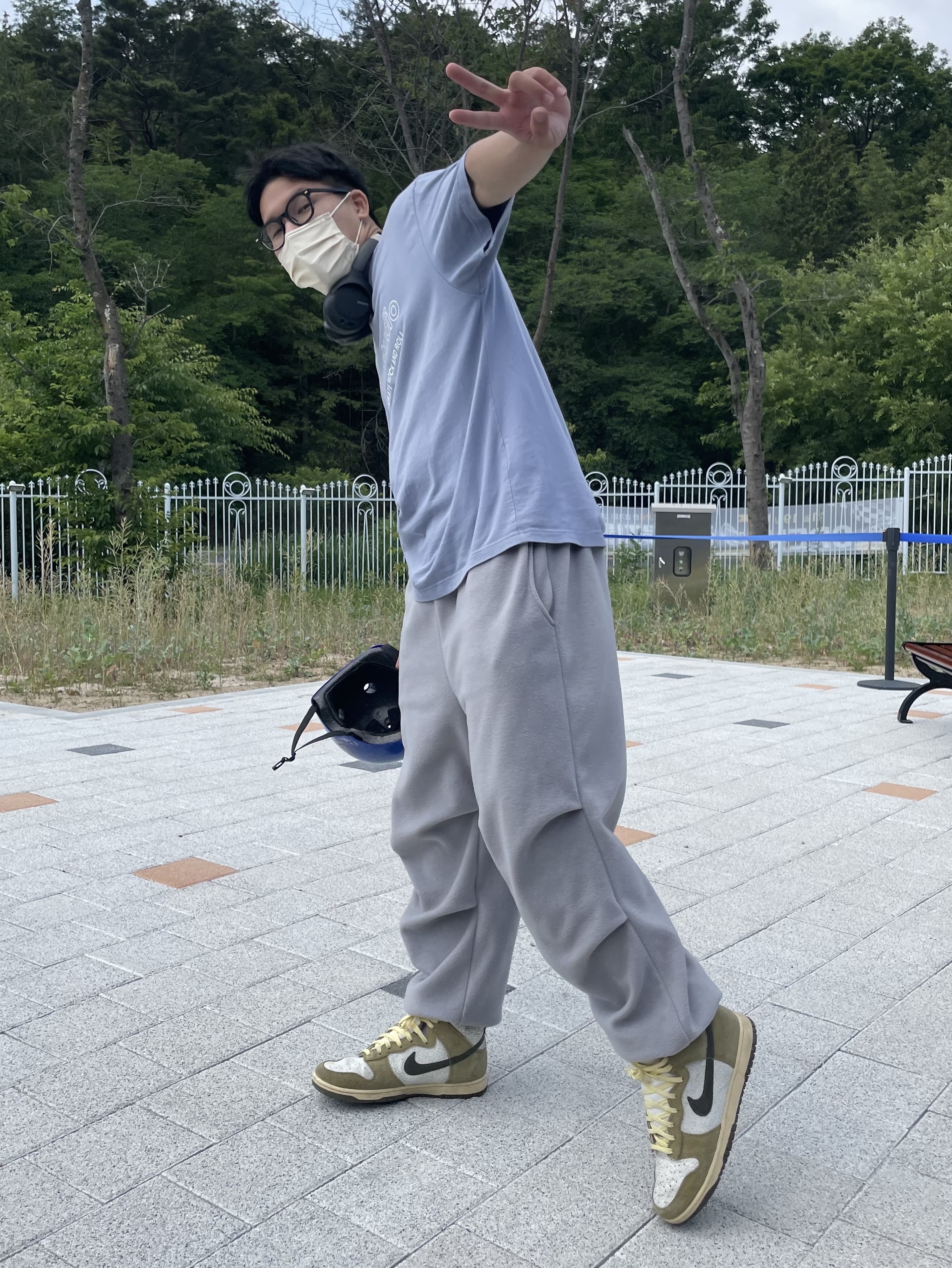 Nike Dunk High Re-Raw Coriander 착용 스타일