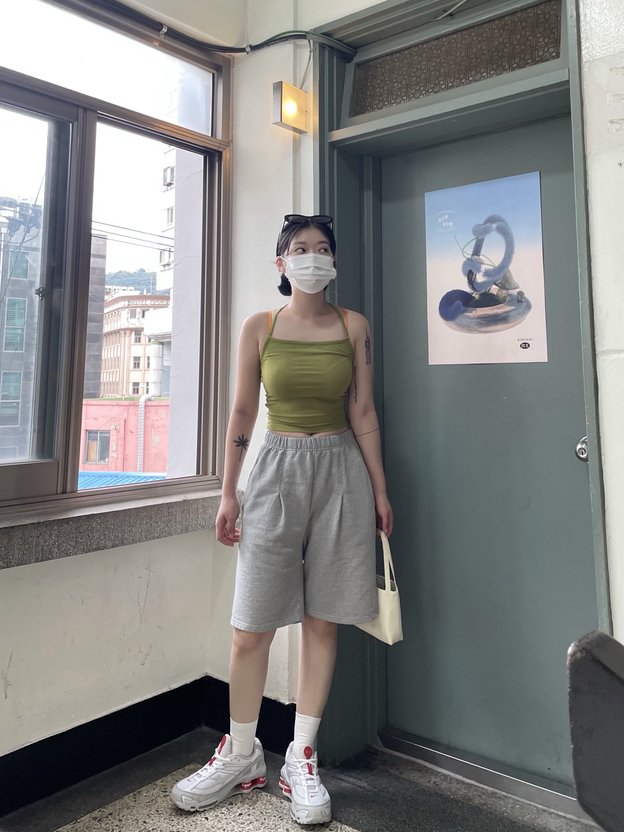 Nike x Supreme Shox Ride 2 SP White 착용 스타일