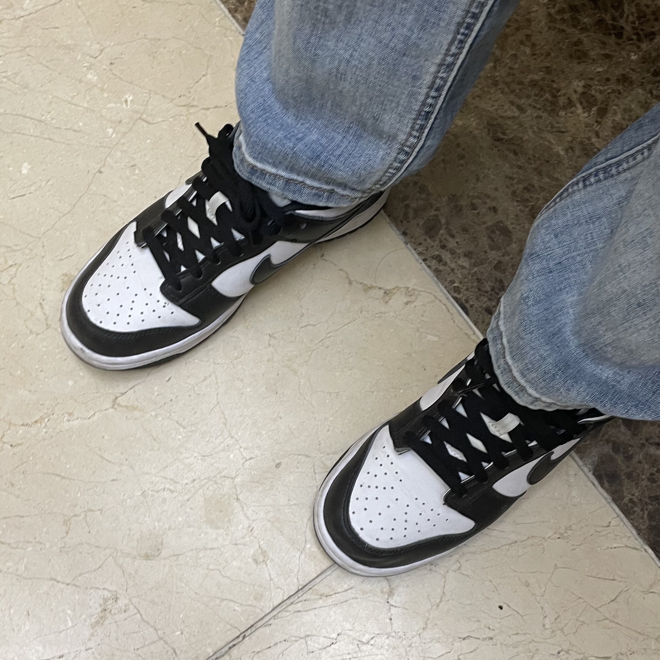 (GS) Nike Dunk Low Black 착용 스타일